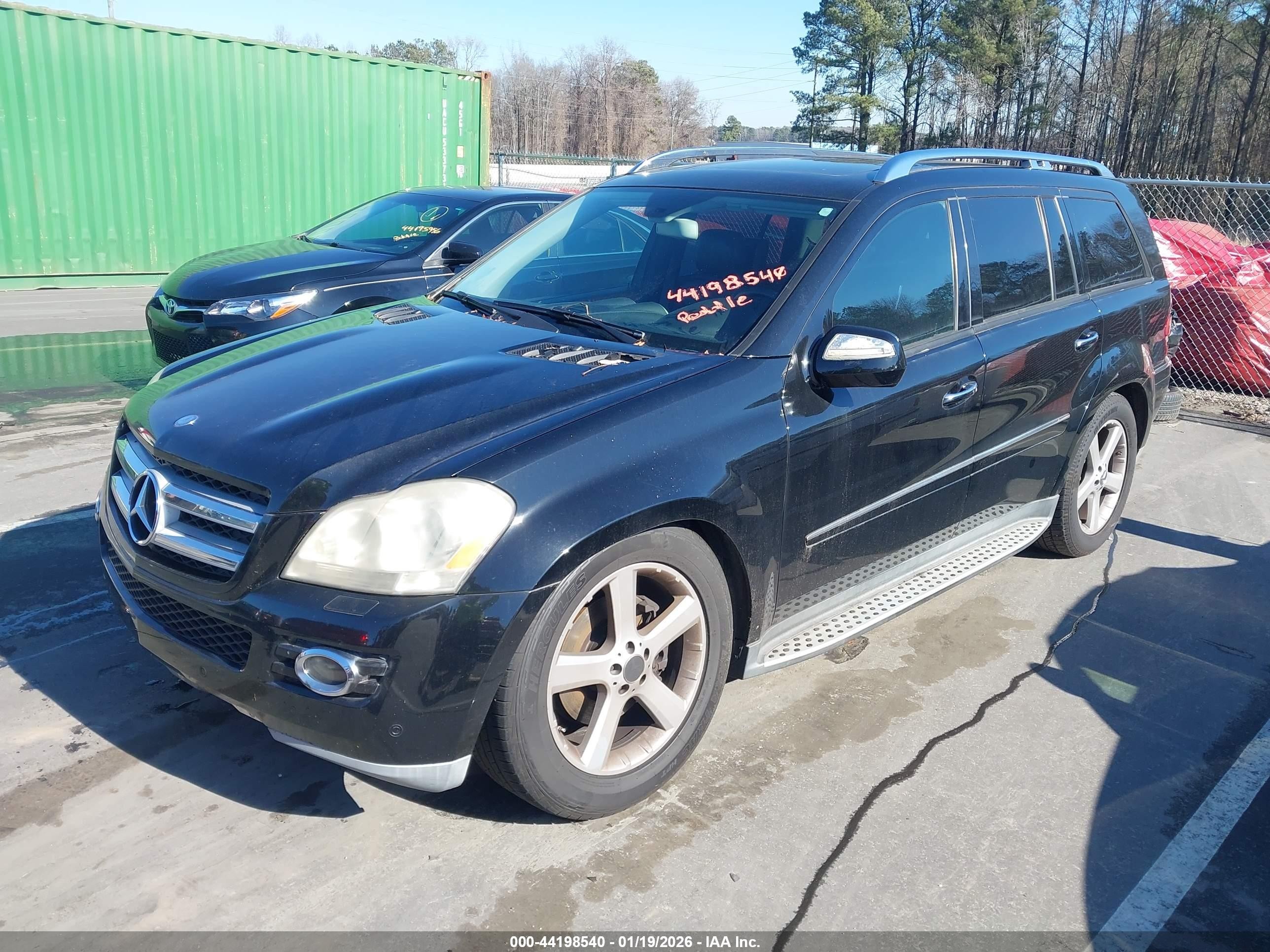 2009 Mercedes-benz Gl 450 4matic Черный vin: 4JGBF71E99A453532