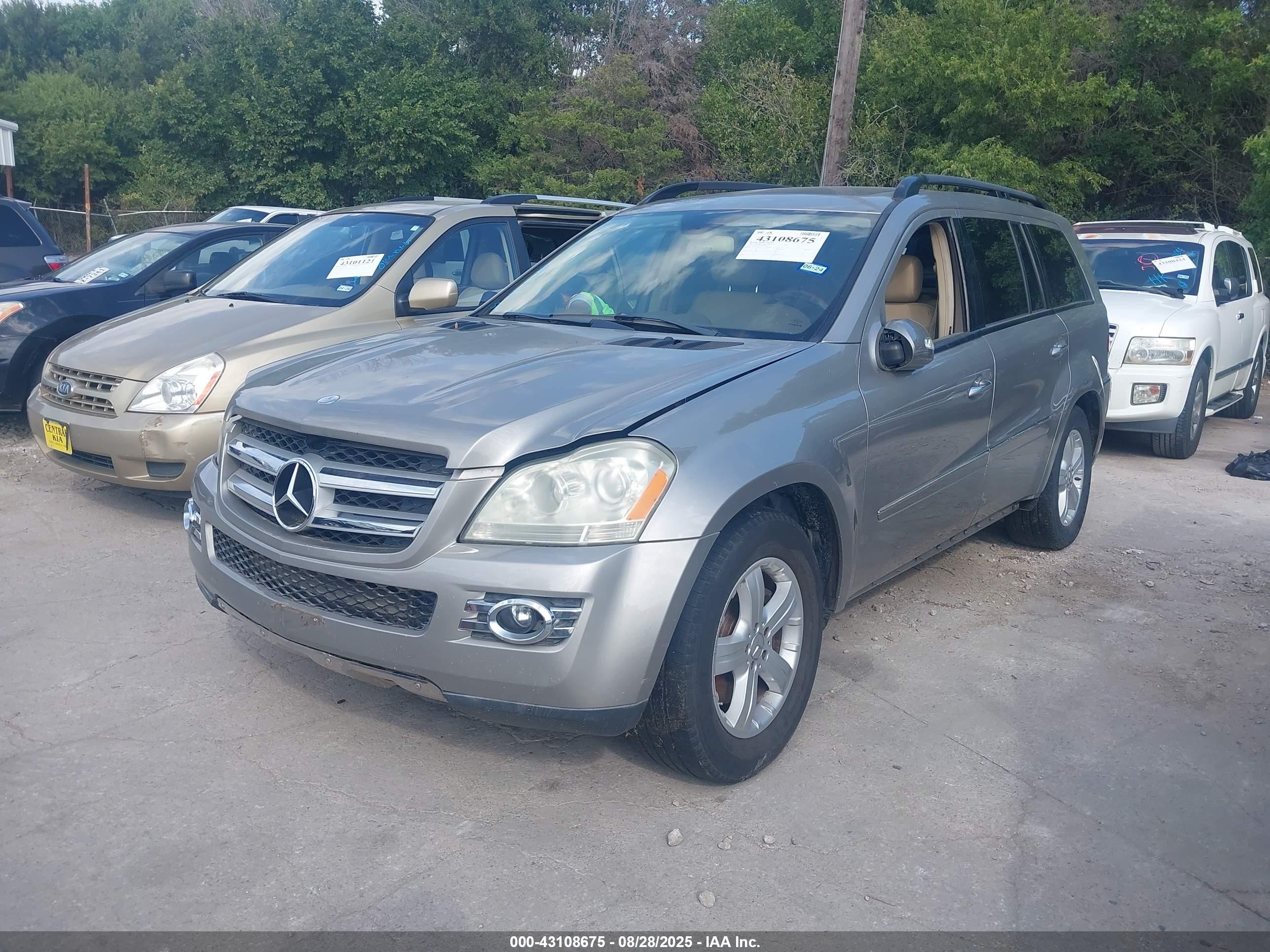 2007 Mercedes-benz Gl 450 4matic Бежевый vin: 4JGBF71EX7A134072
