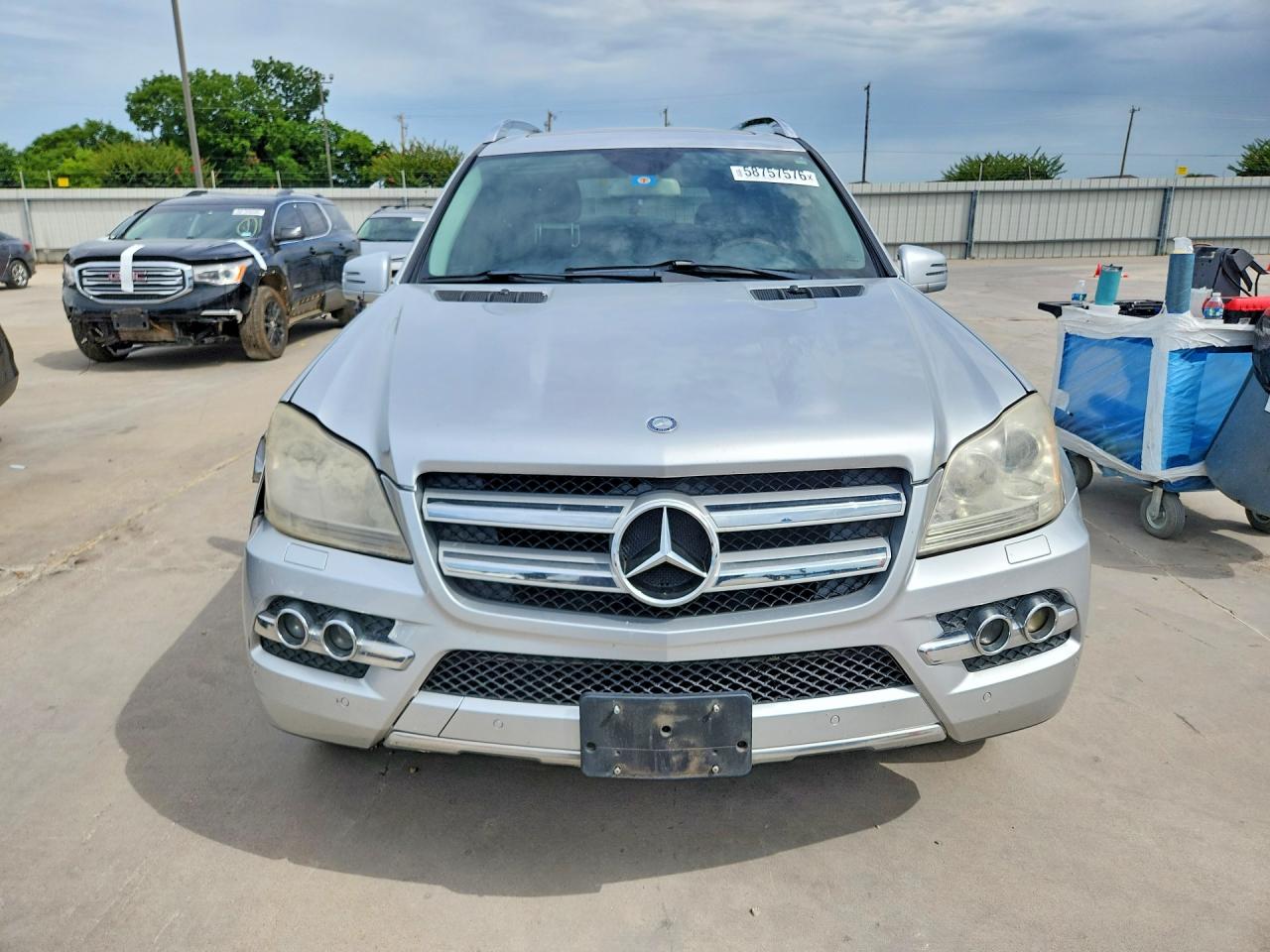 2011 Mercedes-benz Gl 450 4matic Серебряный vin: 4JGBF7BE0BA752640