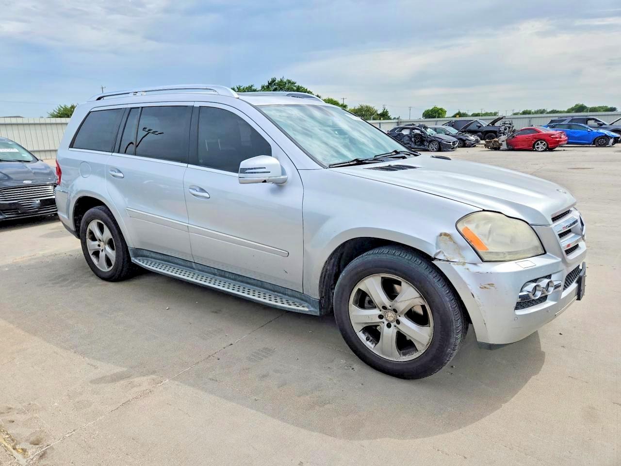 2011 Mercedes-benz Gl 450 4matic Серебряный vin: 4JGBF7BE0BA752640