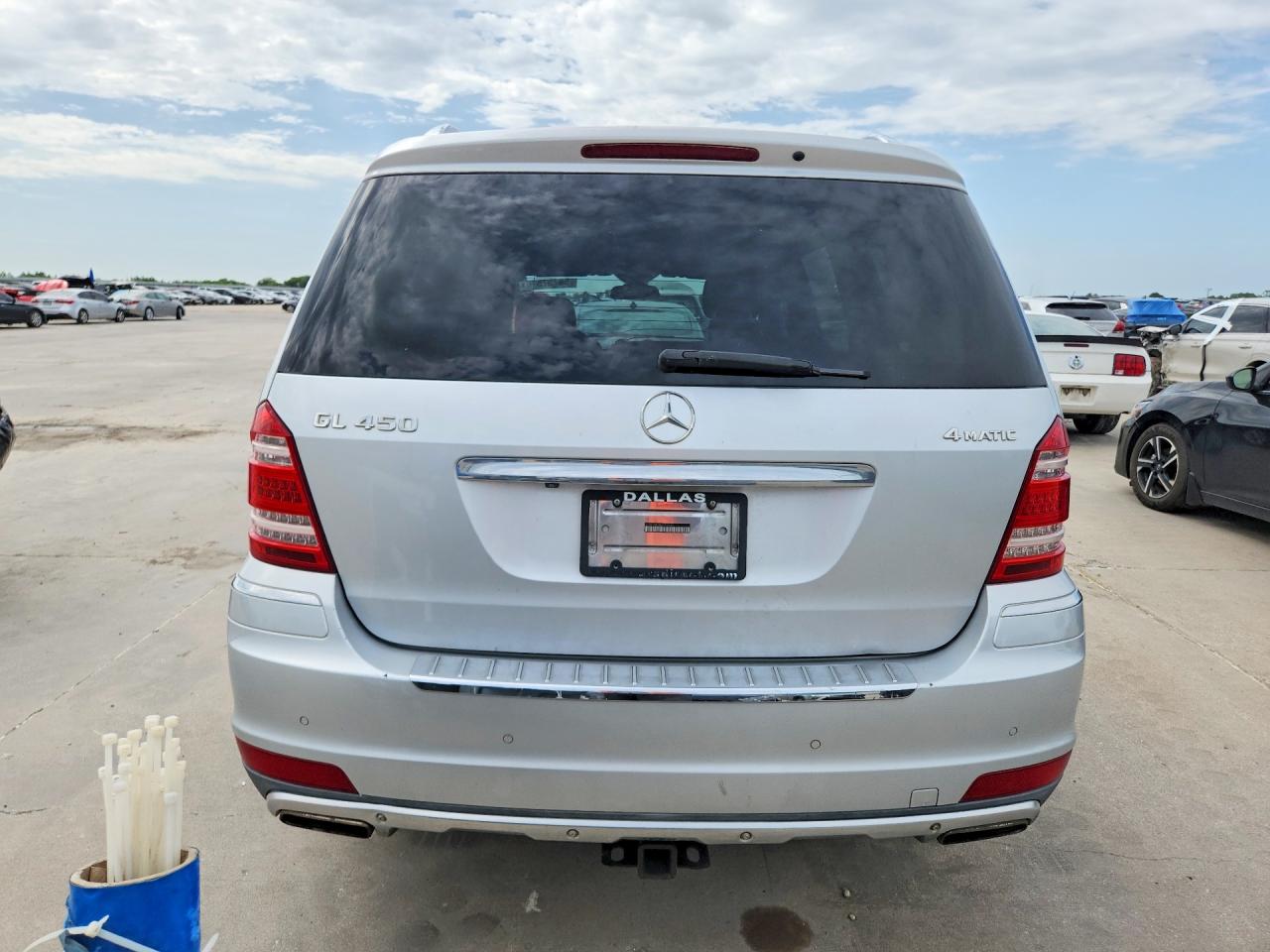 2011 Mercedes-benz Gl 450 4matic Серебряный vin: 4JGBF7BE0BA752640