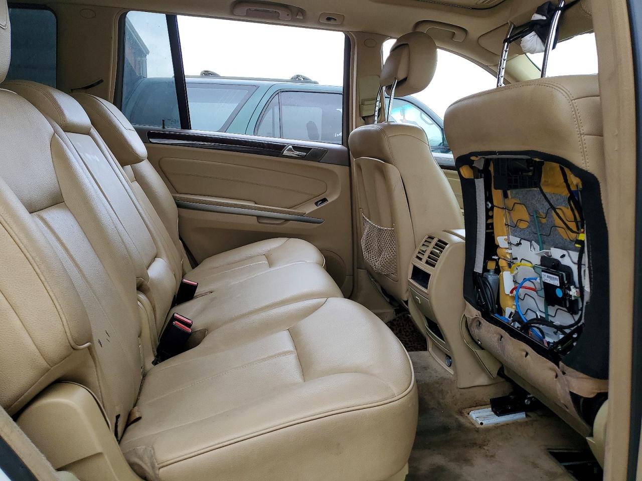 2011 Mercedes-benz Gl 450 4matic White vin: 4JGBF7BE1BA625637