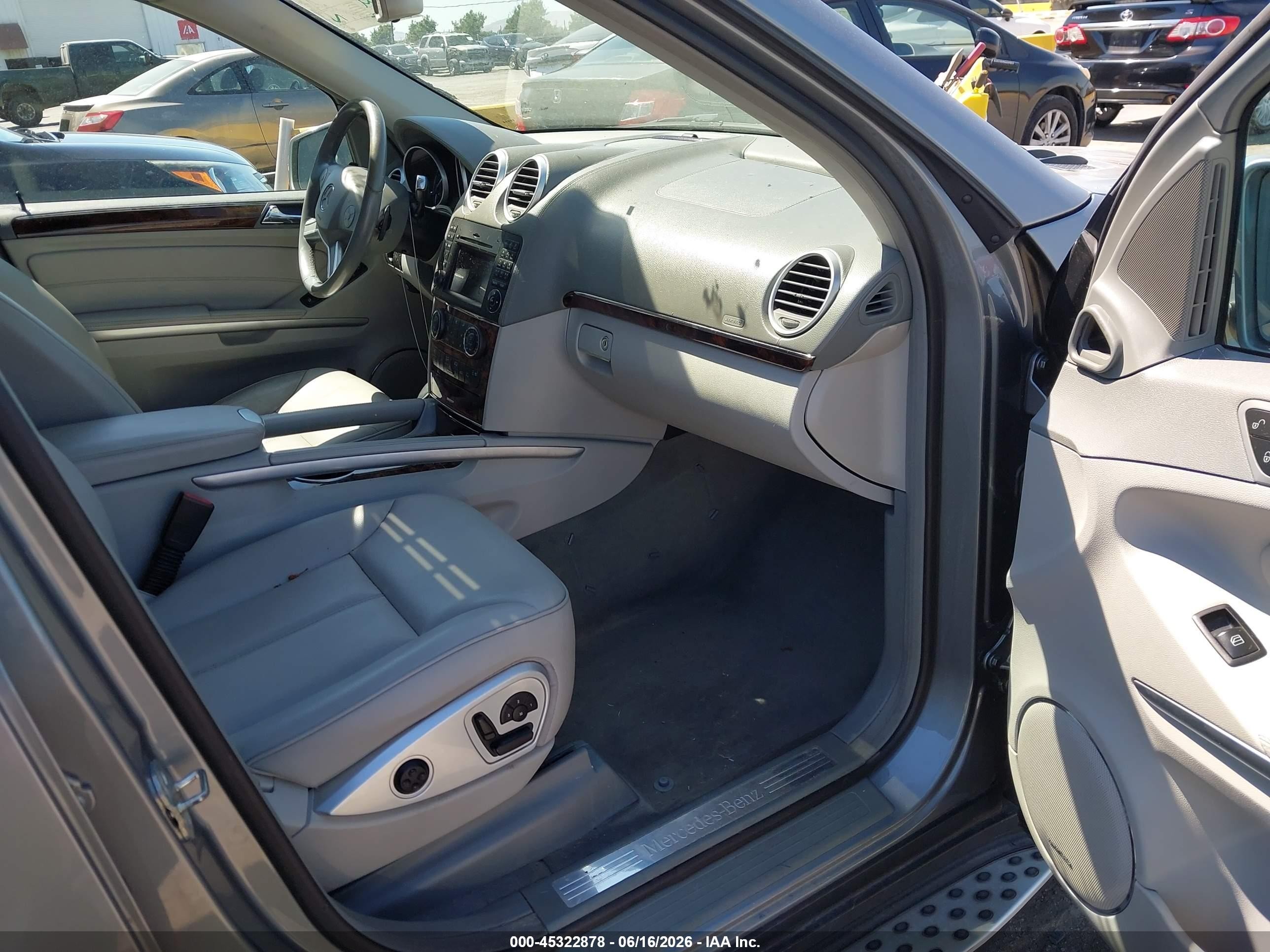 2011 Mercedes-benz Gl 450 4matic Gray vin: 4JGBF7BE1BA692383
