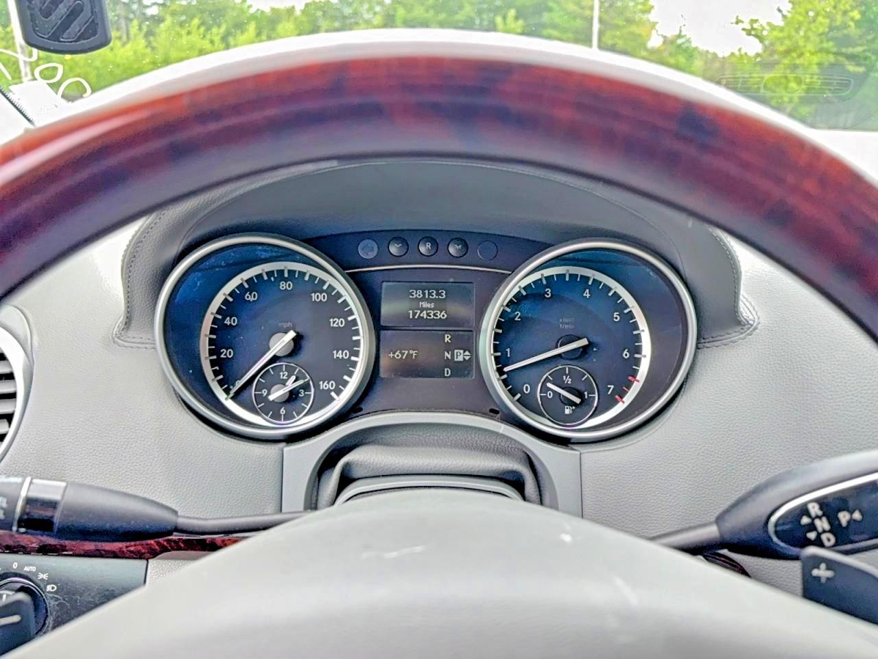 2011 Mercedes-benz Gl 450 4matic Серебряный vin: 4JGBF7BE2BA631334