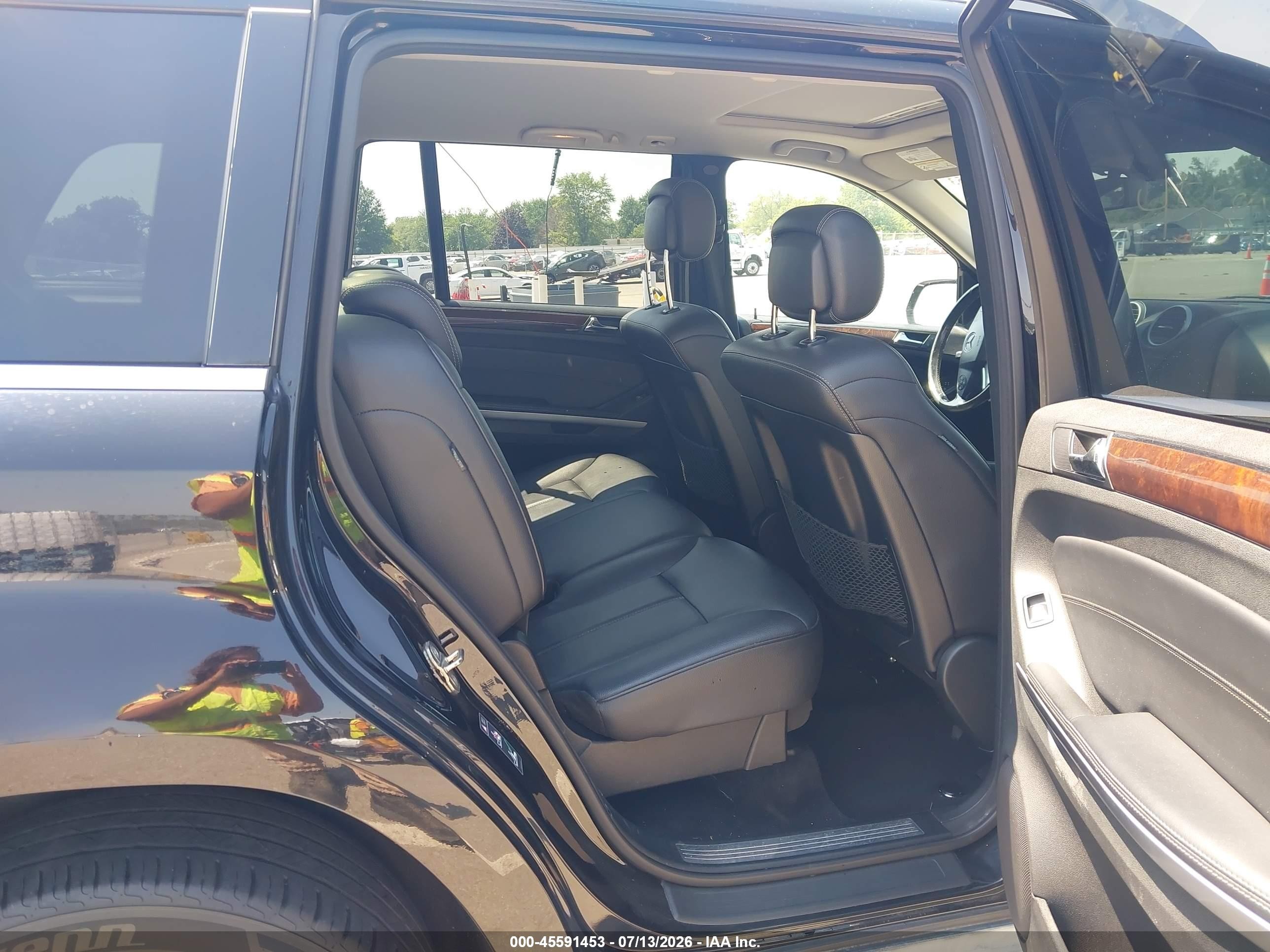 2010 Mercedes-benz Gl 450 4matic Black vin: 4JGBF7BE3AA588976
