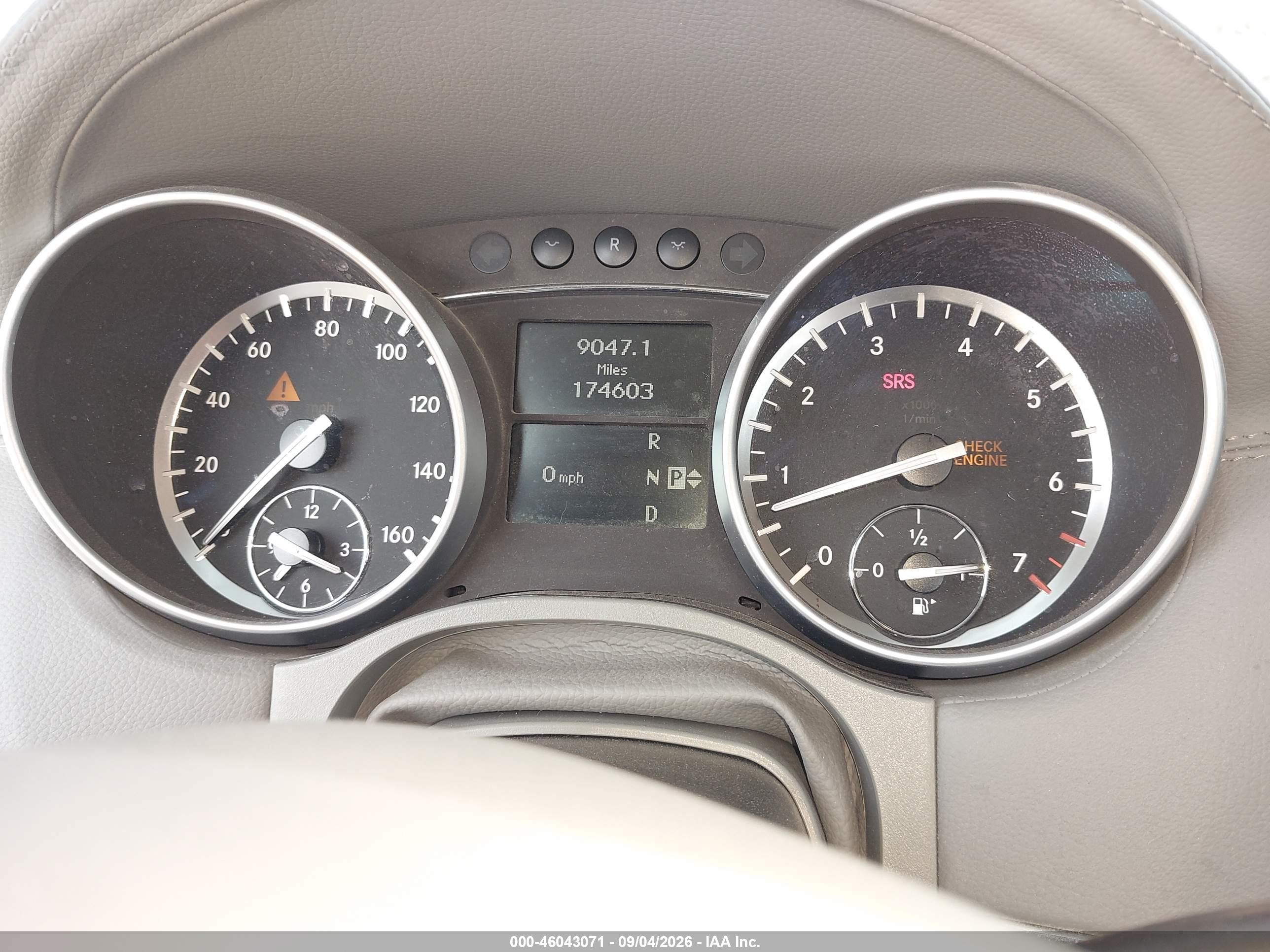 2011 Mercedes-benz Gl 450 4matic Silver vin: 4JGBF7BE3BA760747