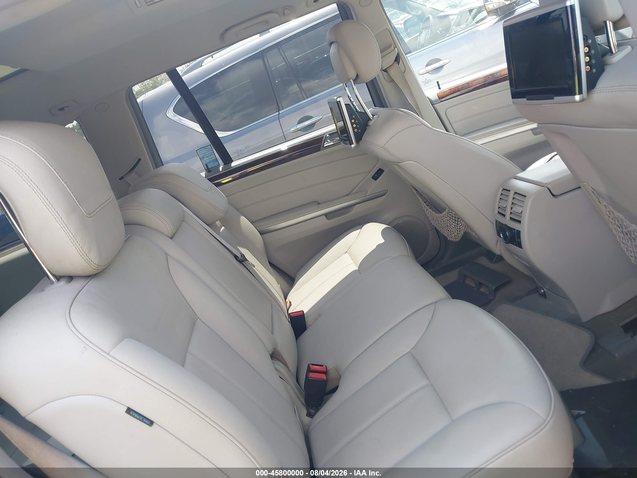 2011 Mercedes-benz Gl 450 4matic Серебряный vin: 4JGBF7BE4BA675156
