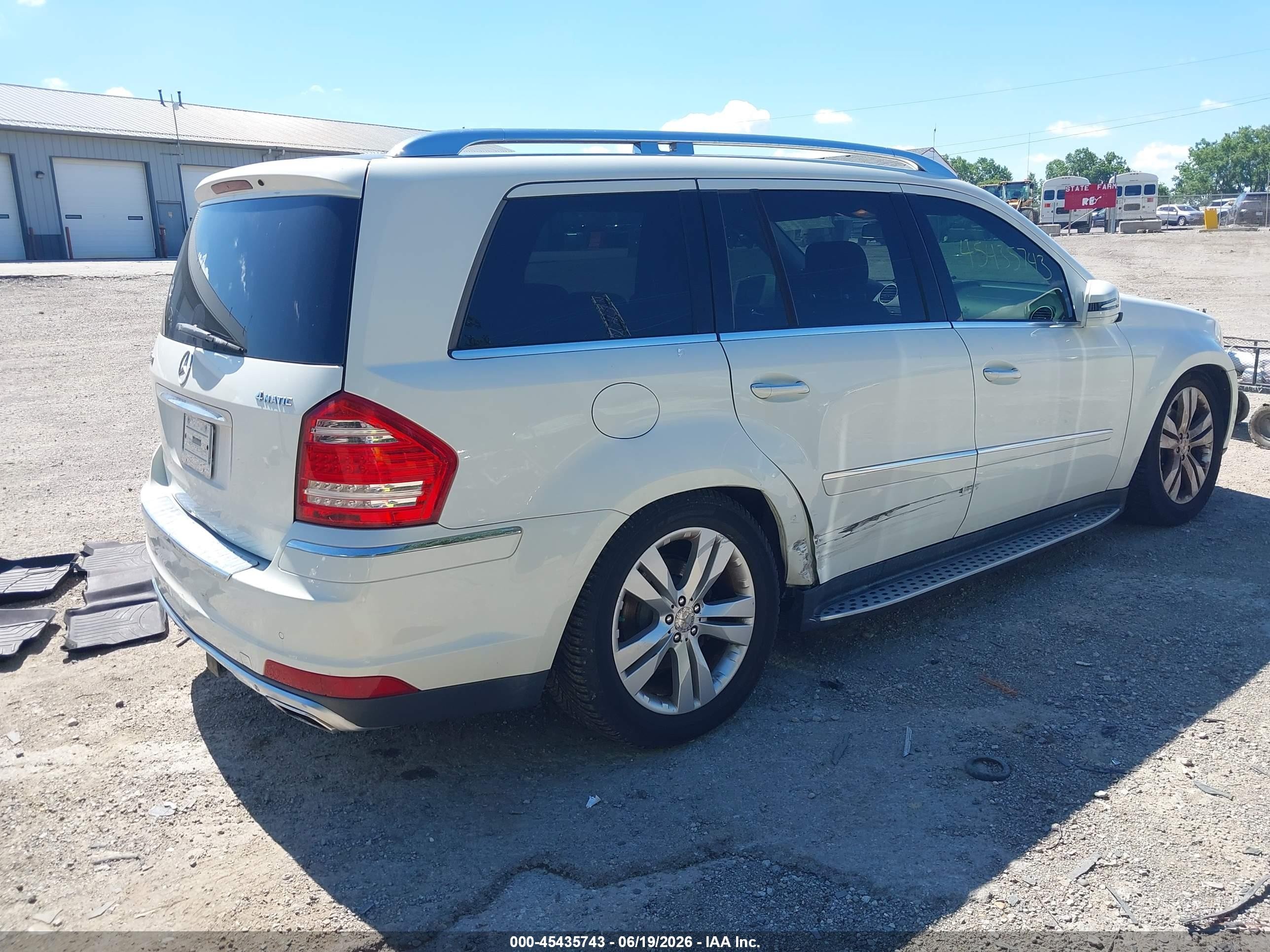 2011 Mercedes-benz Gl 450 4matic White vin: 4JGBF7BE4BA745044