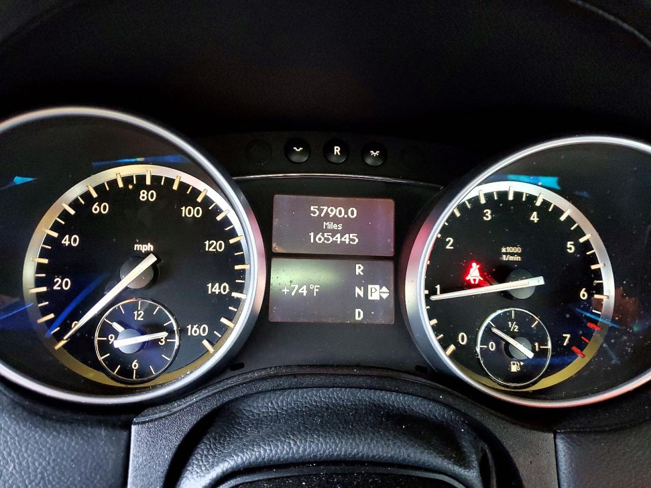 2010 Mercedes-benz Gl 450 4matic Серебряный vin: 4JGBF7BE5AA557518