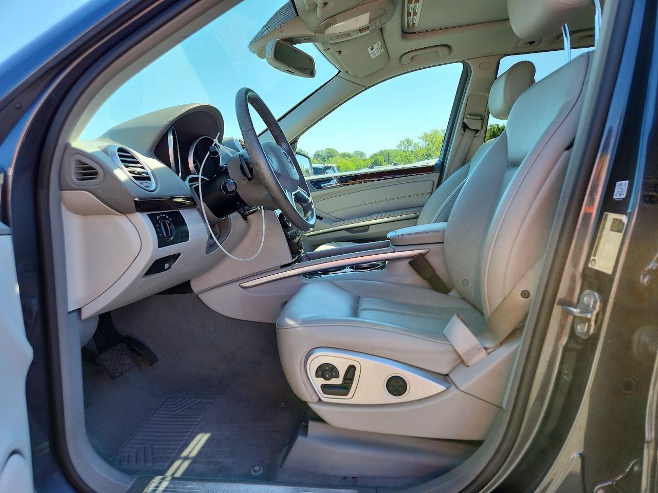 2011 Mercedes-benz Gl 450 4matic Серый vin: 4JGBF7BE6BA644779