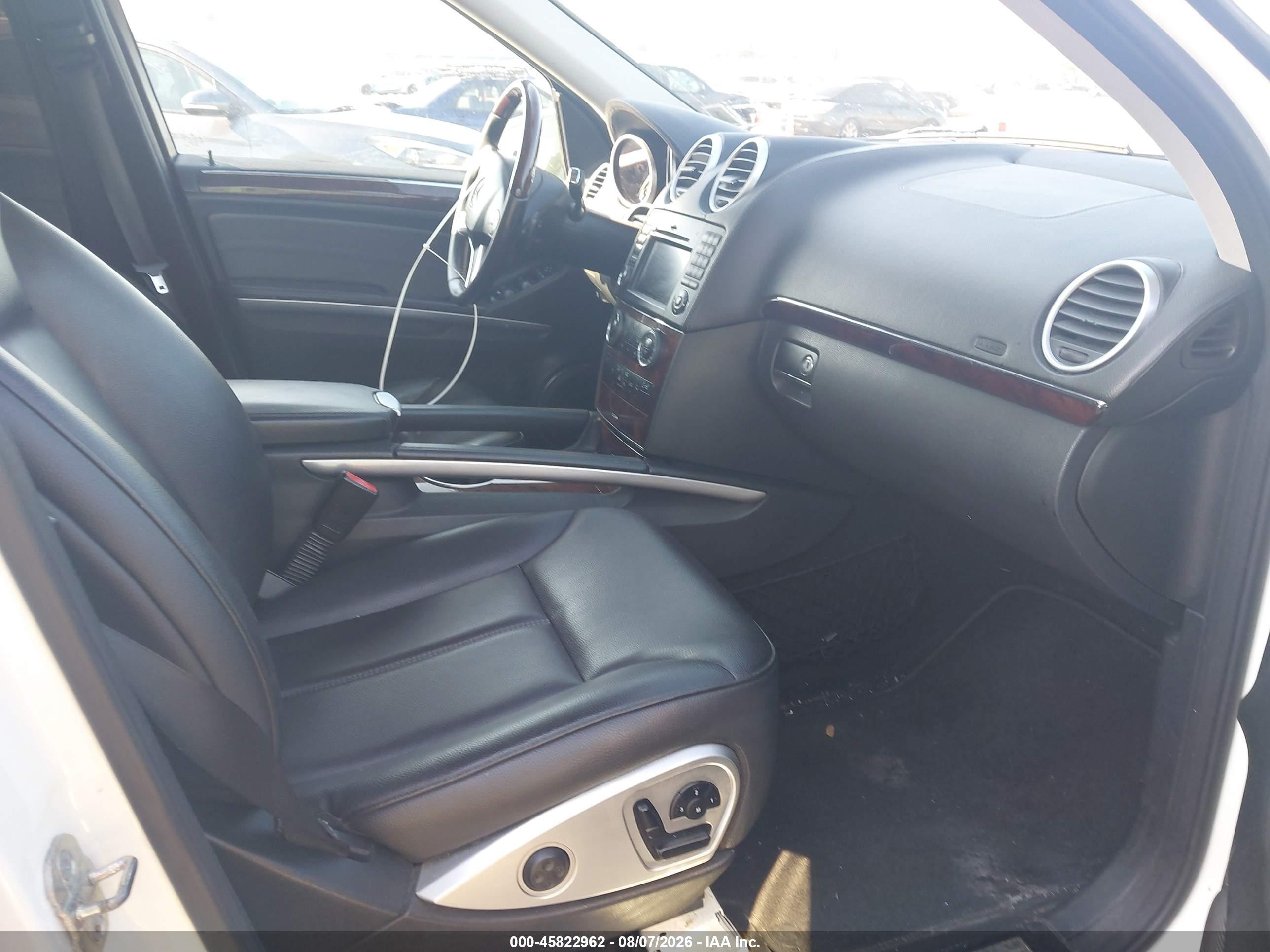 2011 Mercedes-benz Gl 450 4matic White vin: 4JGBF7BE7BA648517