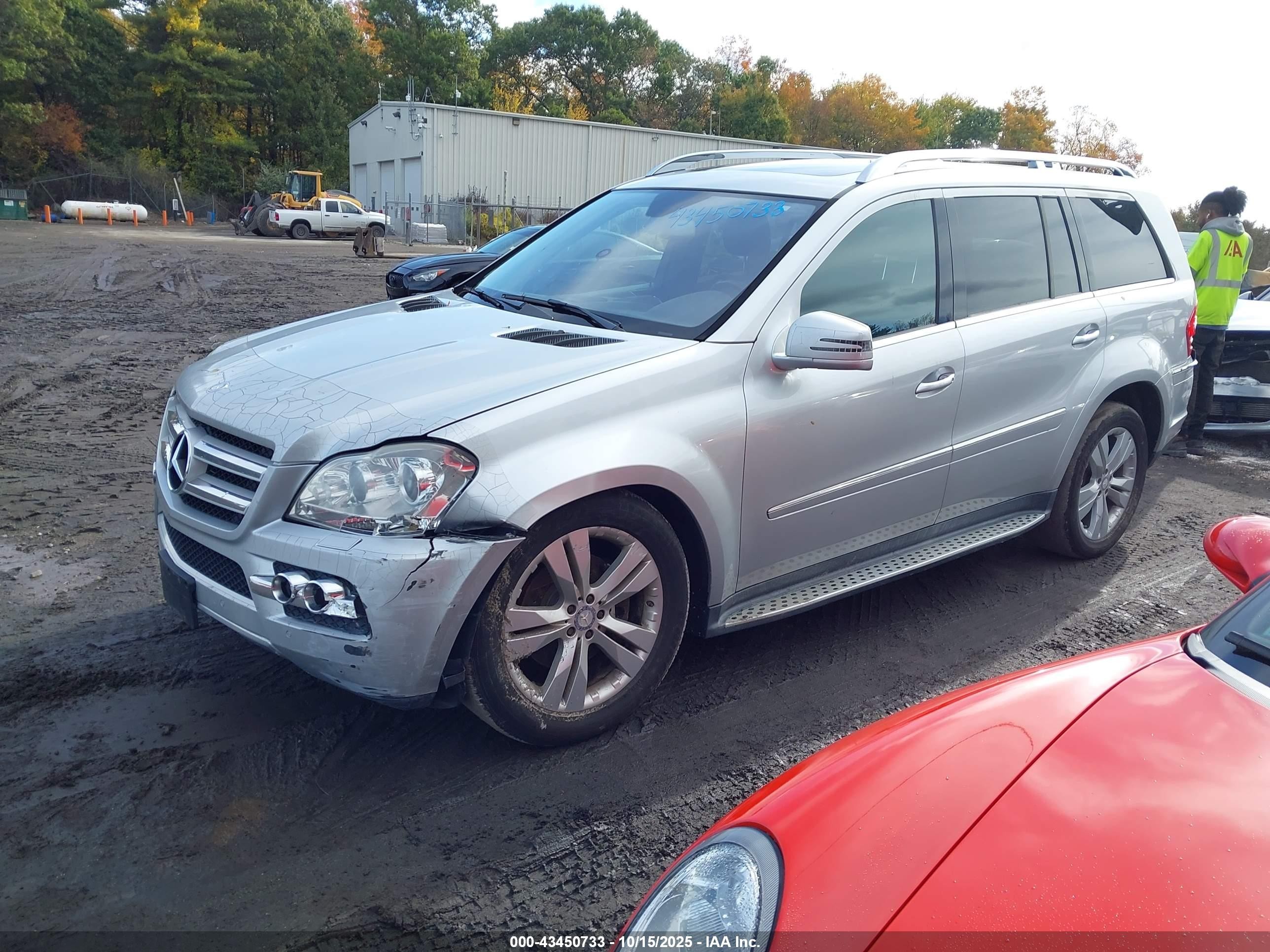 2011 Mercedes-benz Gl 450 4matic Серебряный vin: 4JGBF7BE7BA682506