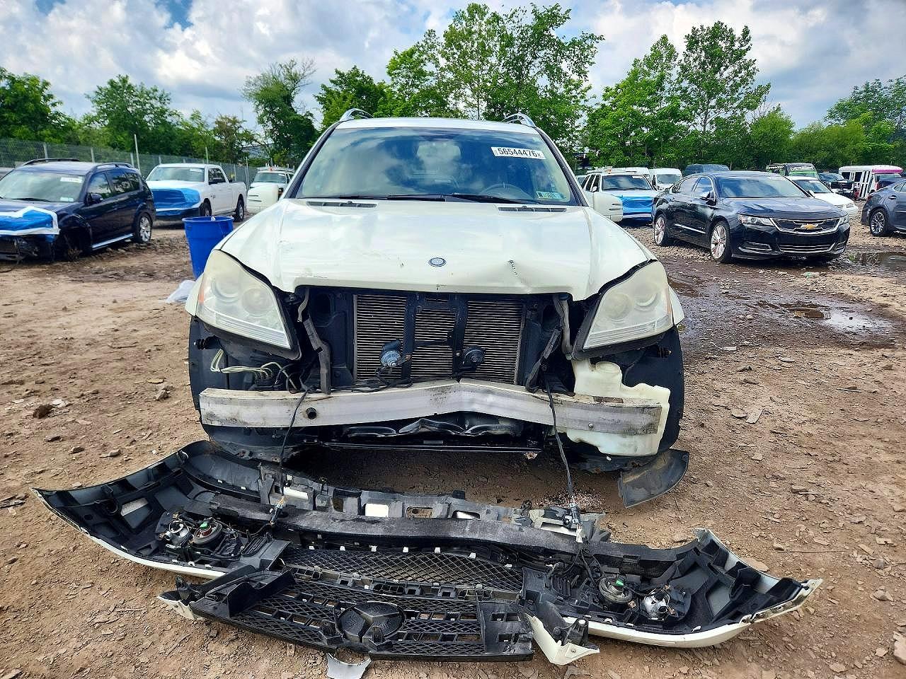 2011 Mercedes-benz Gl 450 4matic White vin: 4JGBF7BE7BA746379