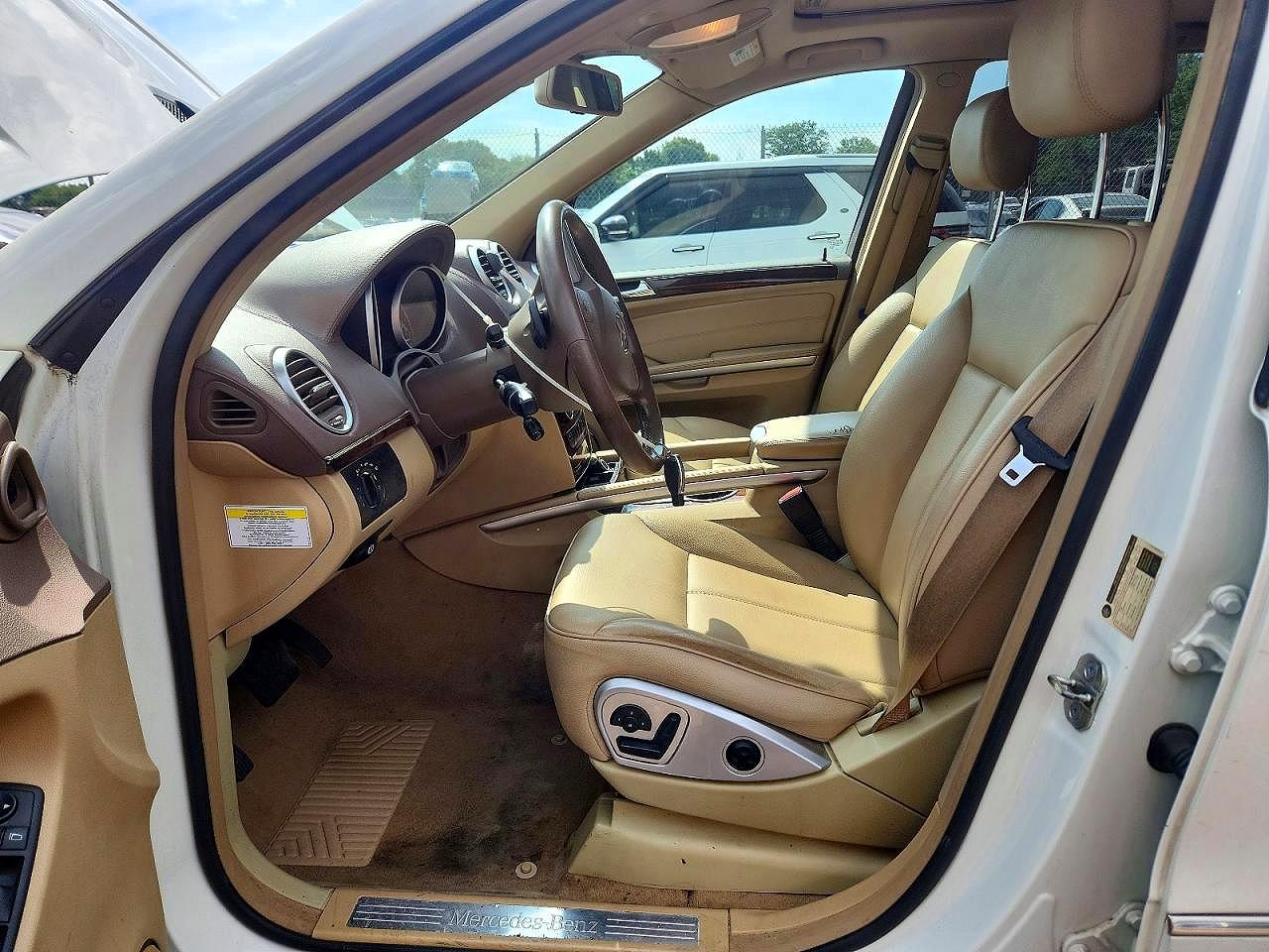 2011 Mercedes-benz Gl 450 4matic White vin: 4JGBF7BE7BA746379