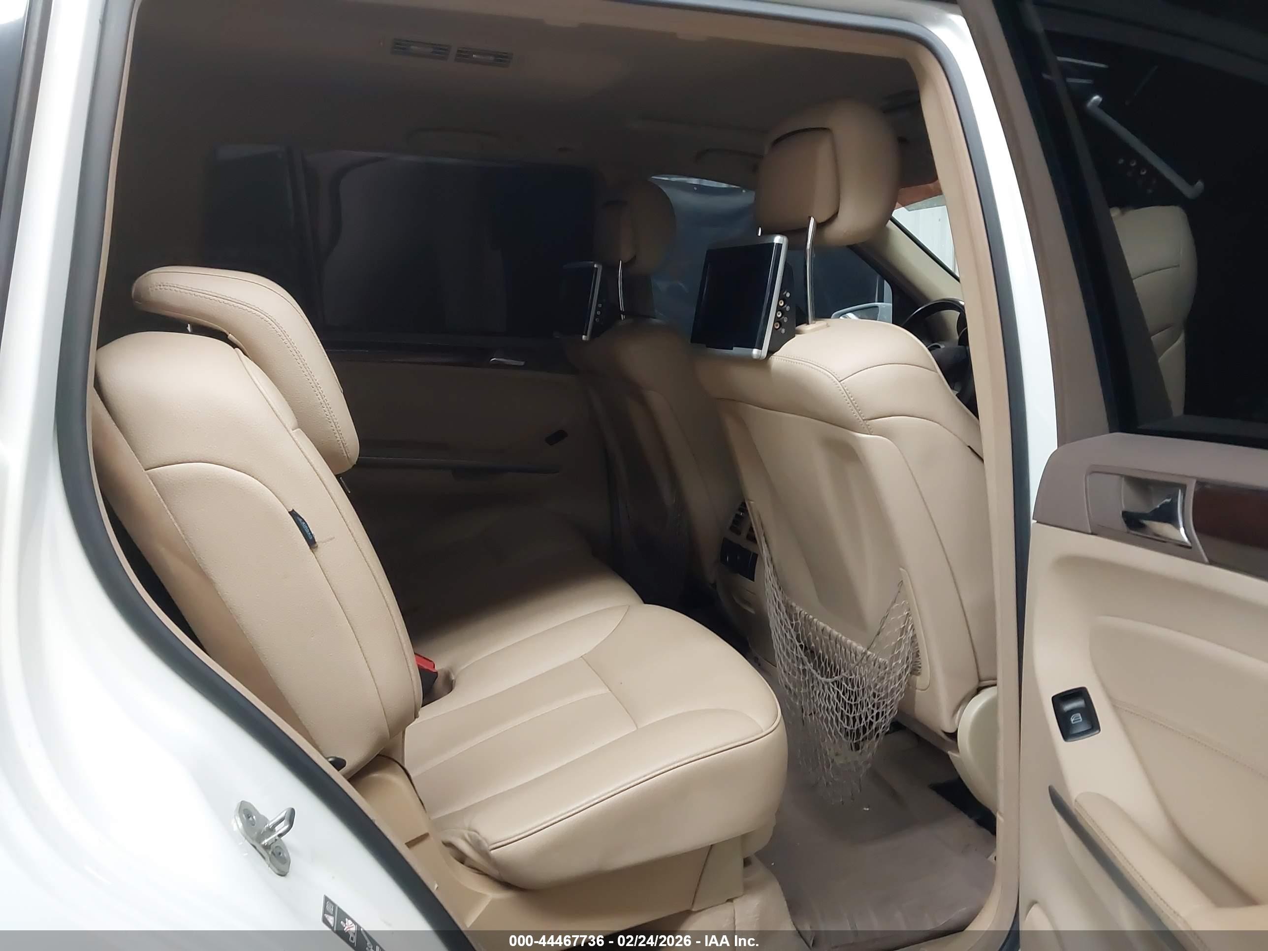 2012 Mercedes-benz Gl 450 4matic Белый vin: 4JGBF7BE7CA762969