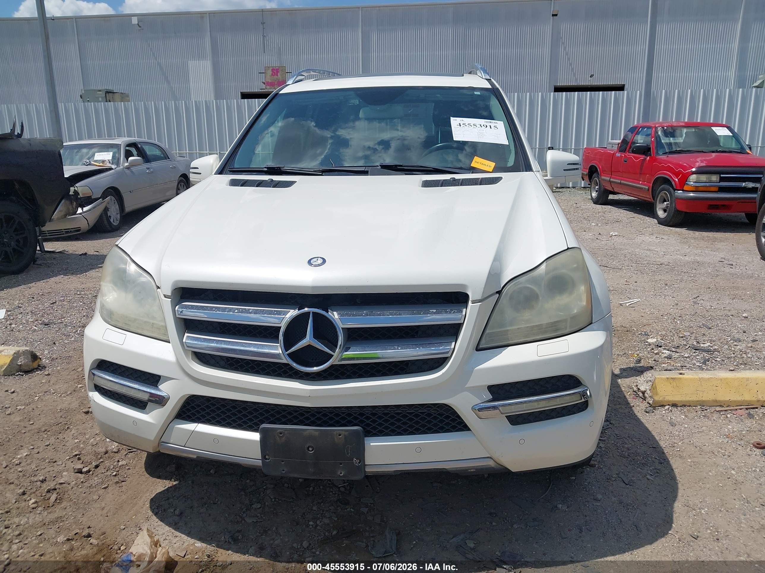 2011 Mercedes-benz Gl 450 4matic White vin: 4JGBF7BE8BA643956