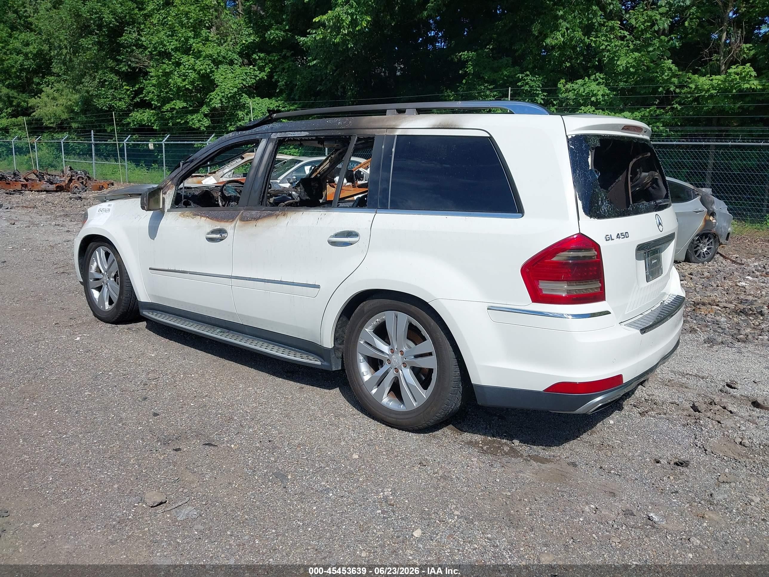 2011 Mercedes-benz Gl 450 4matic White vin: 4JGBF7BE8BA647666