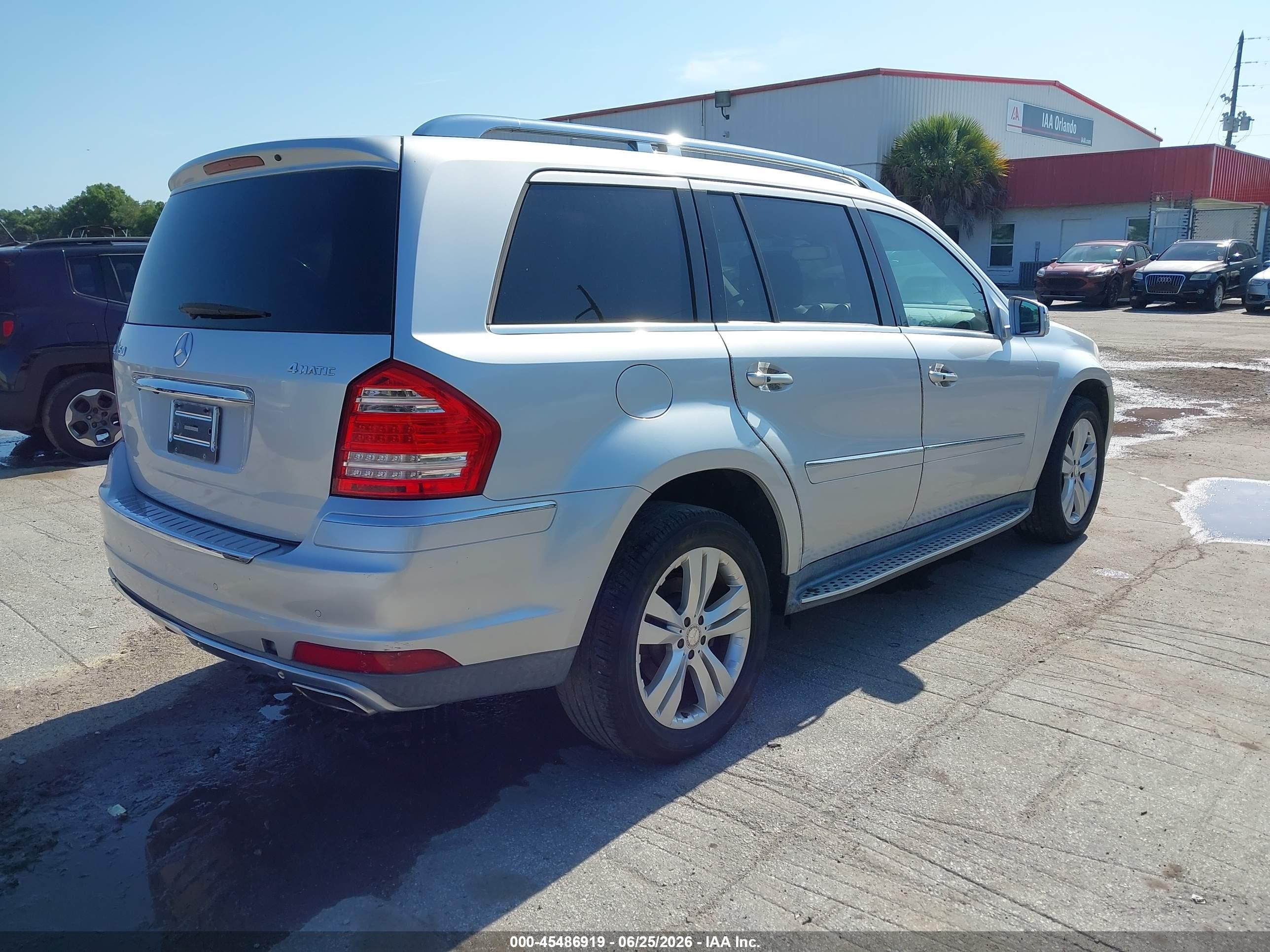 2011 Mercedes-benz Gl 450 4matic Silver vin: 4JGBF7BE8BA723161
