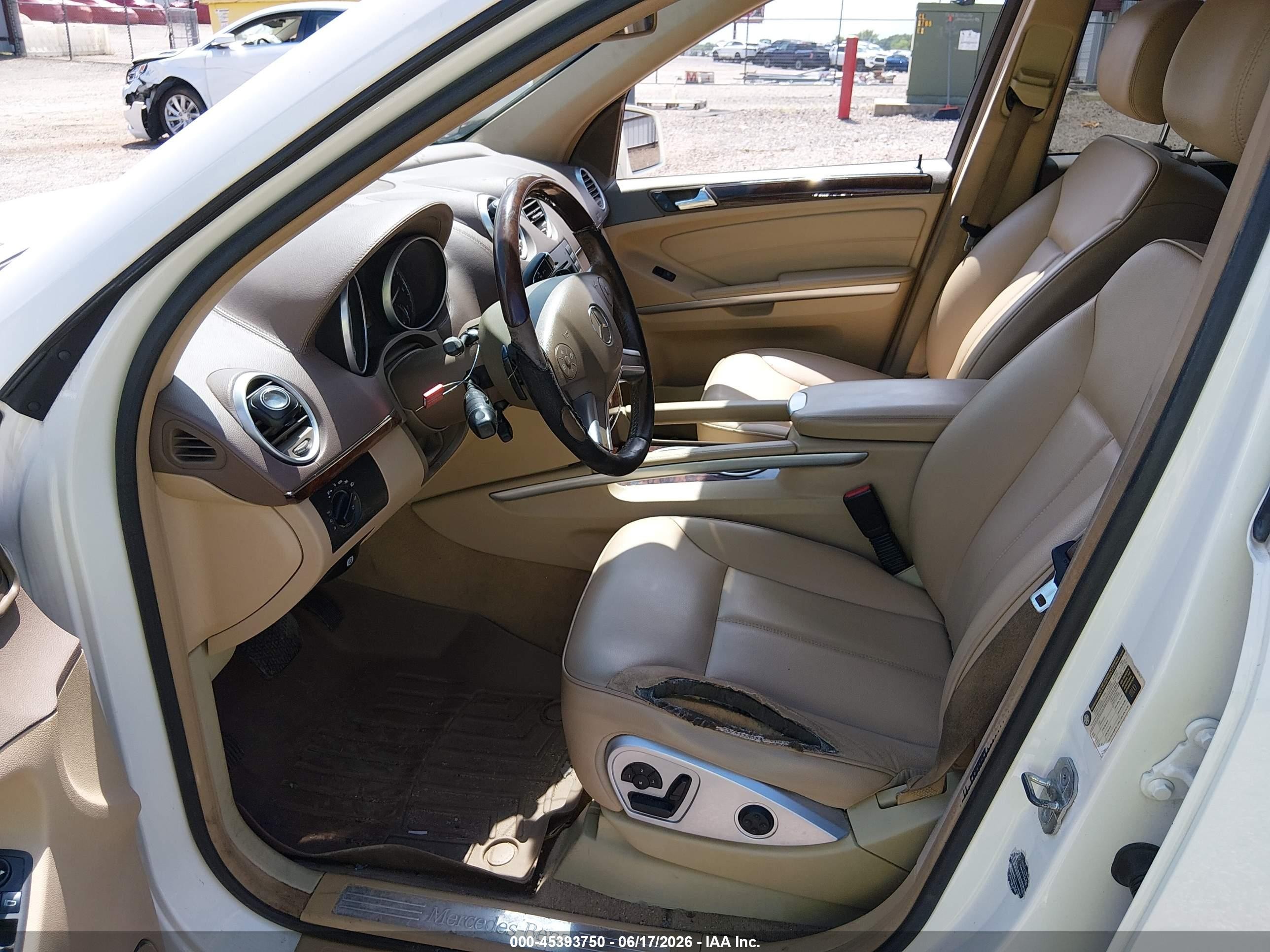 2011 Mercedes-benz Gl 450 4matic Белый vin: 4JGBF7BE9BA642332