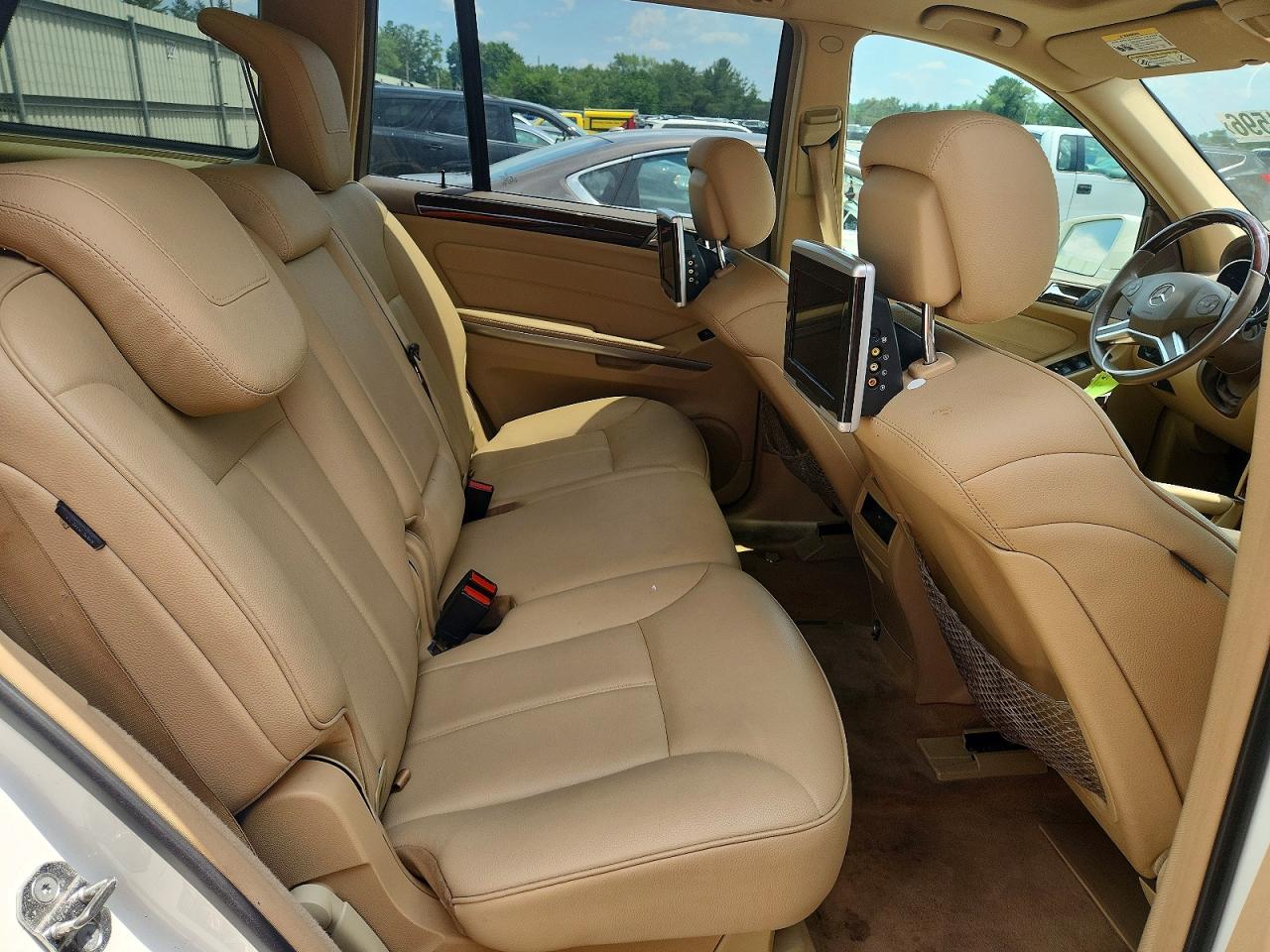 2011 Mercedes-benz Gl 450 4matic White vin: 4JGBF7BE9BA698187