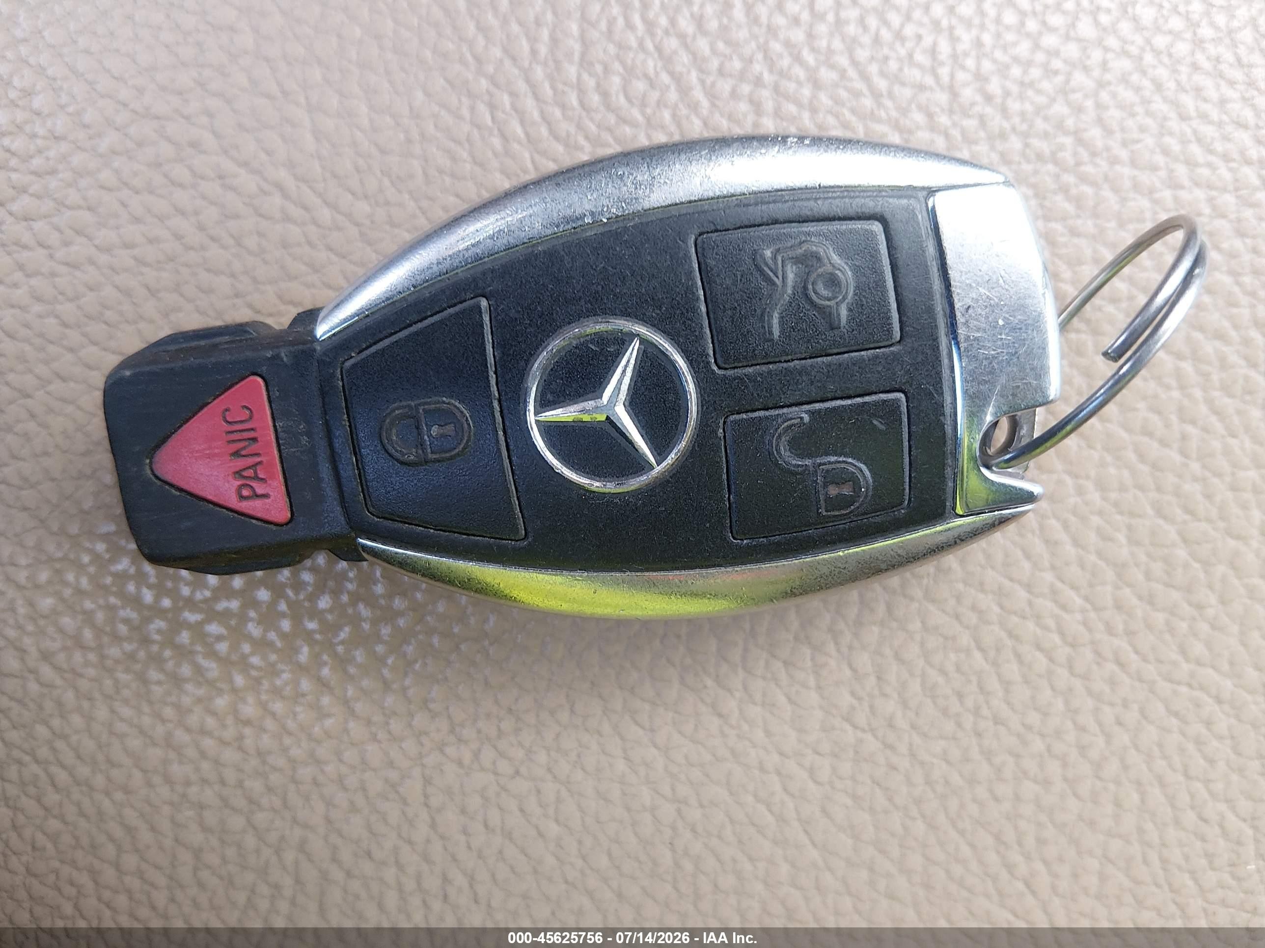 2011 Mercedes-benz Gl 450 4matic Кремовый vin: 4JGBF7BE9BA740079