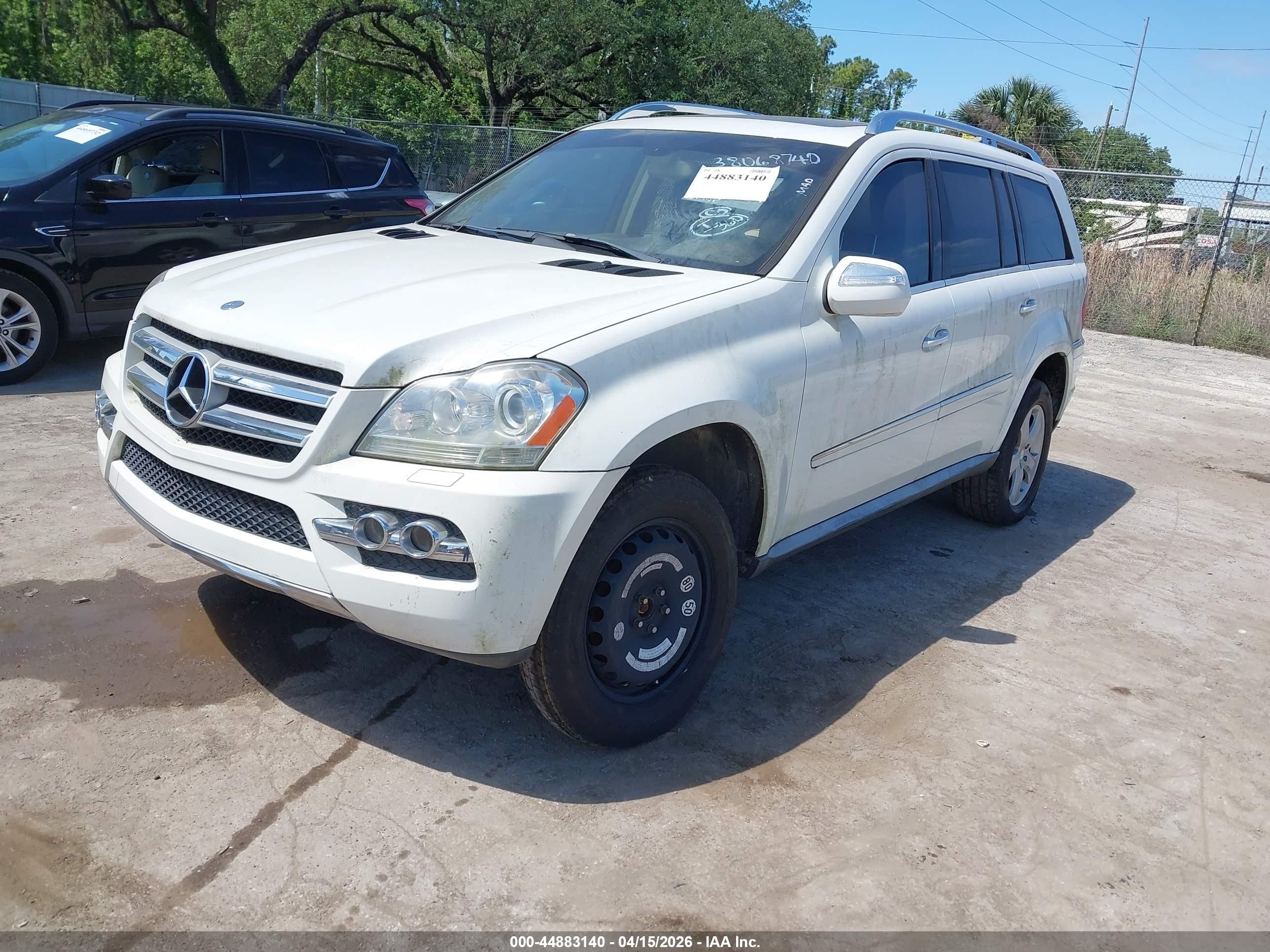 2010 Mercedes-benz Gl 450 4matic Белый vin: 4JGBF7BEXAA557580