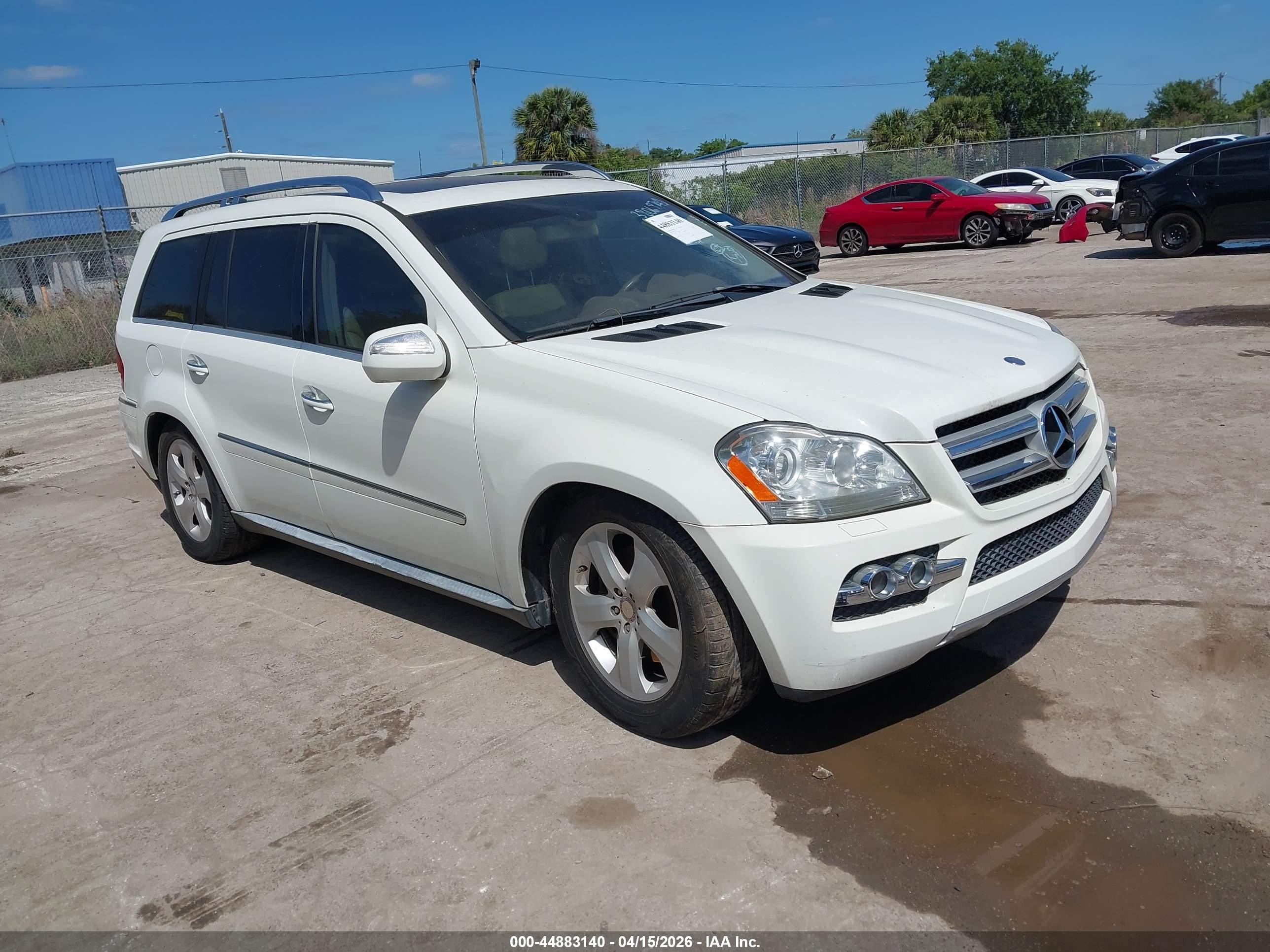 2010 Mercedes-benz Gl 450 4matic Белый vin: 4JGBF7BEXAA557580