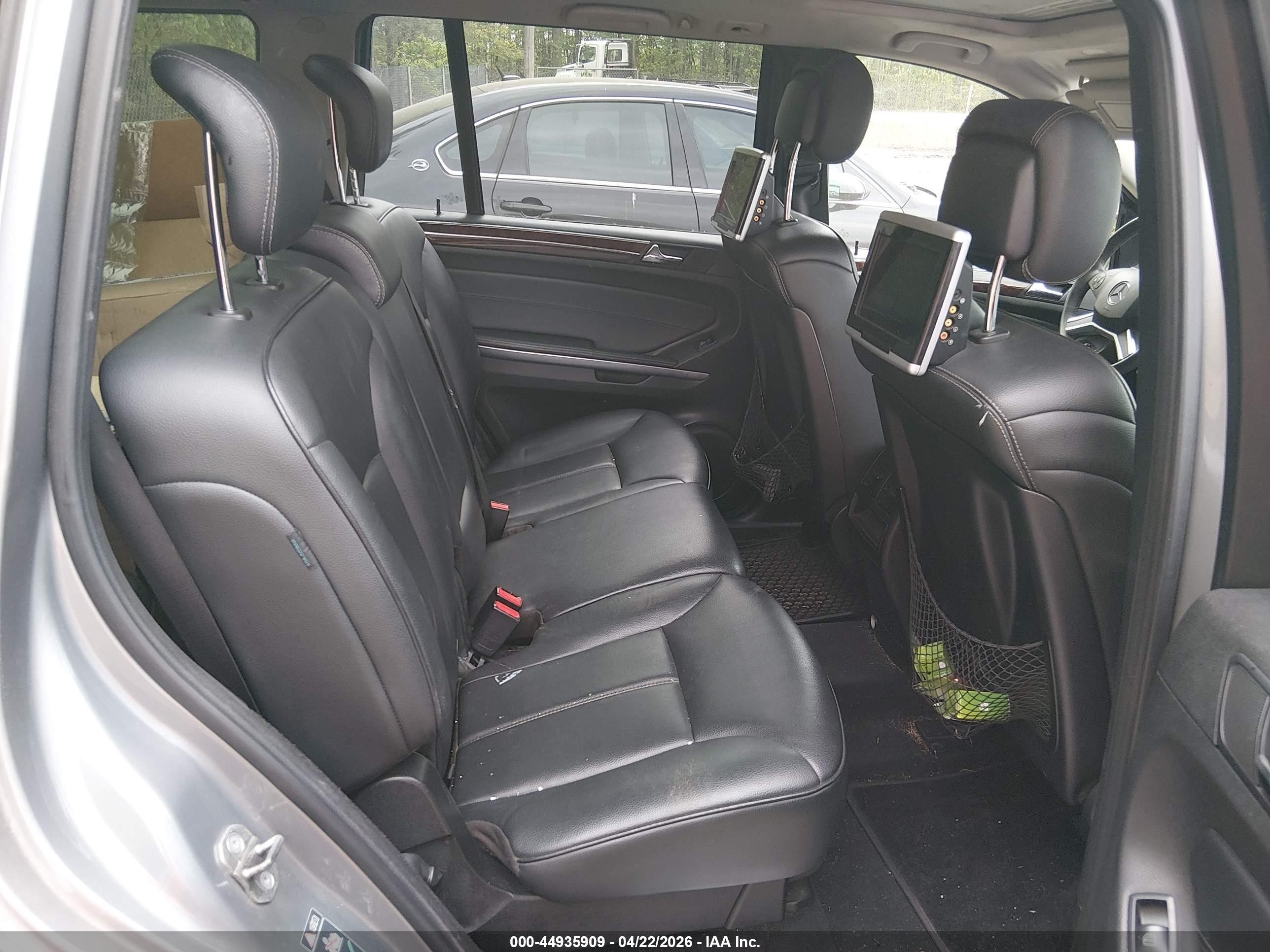 2010 Mercedes-benz Gl 450 4matic Silver vin: 4JGBF7BEXAA567414