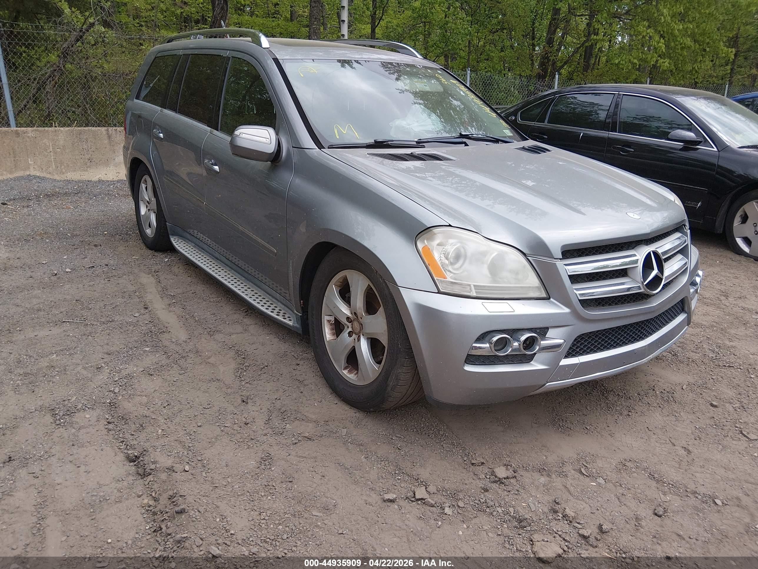 2010 Mercedes-benz Gl 450 4matic Silver vin: 4JGBF7BEXAA567414