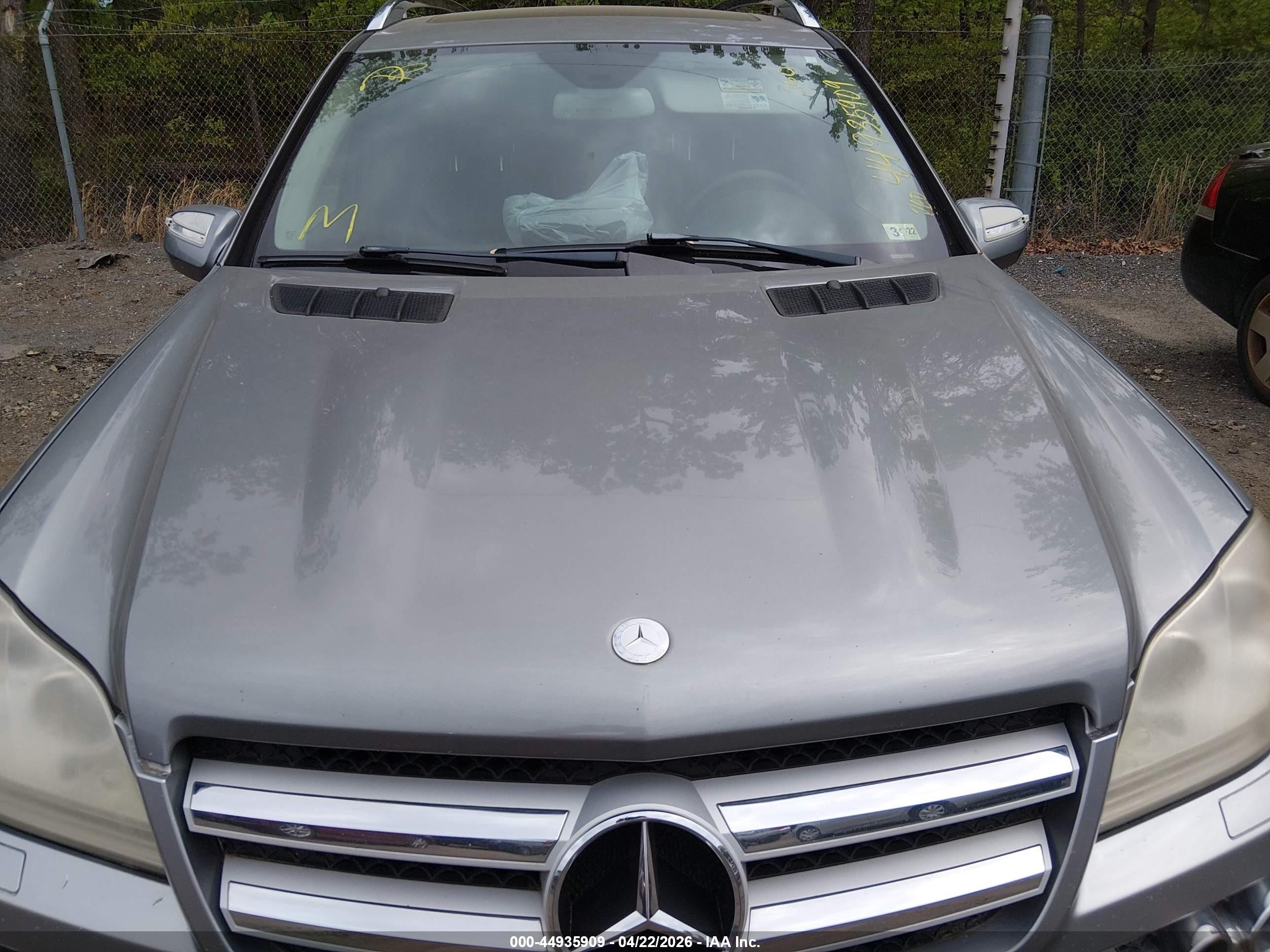 2010 Mercedes-benz Gl 450 4matic Silver vin: 4JGBF7BEXAA567414