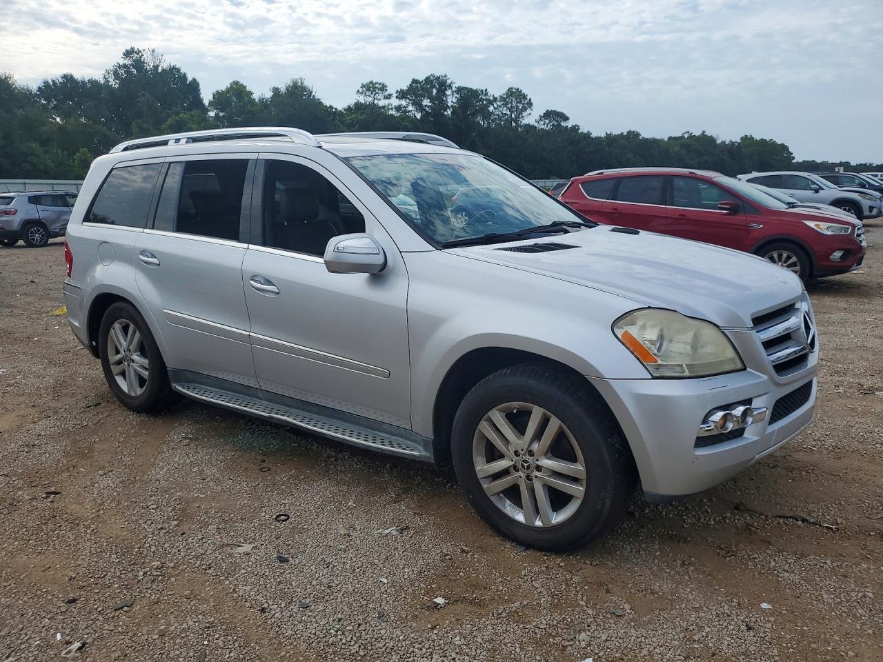 2010 Mercedes-benz Gl 450 4matic Silver vin: 4JGBF7BEXAA614196