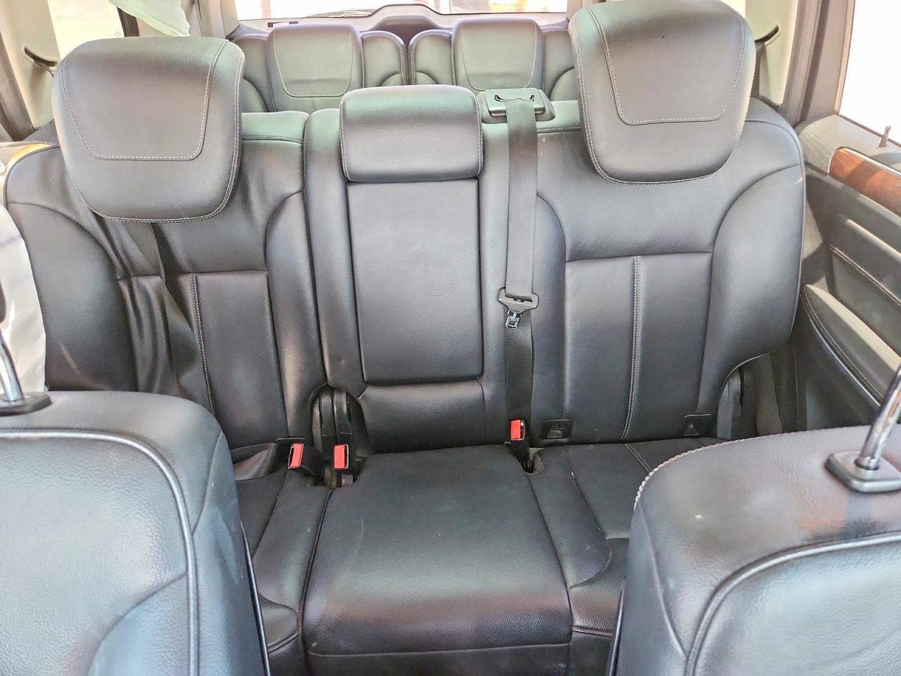2011 Mercedes-benz Gl 450 4matic White vin: 4JGBF7BEXBA633770
