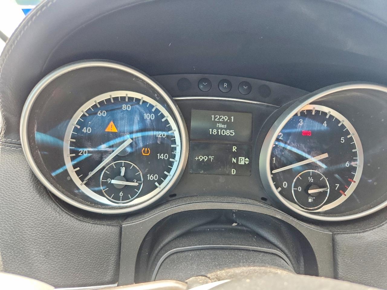 2011 Mercedes-benz Gl 450 4matic White vin: 4JGBF7BEXBA633770