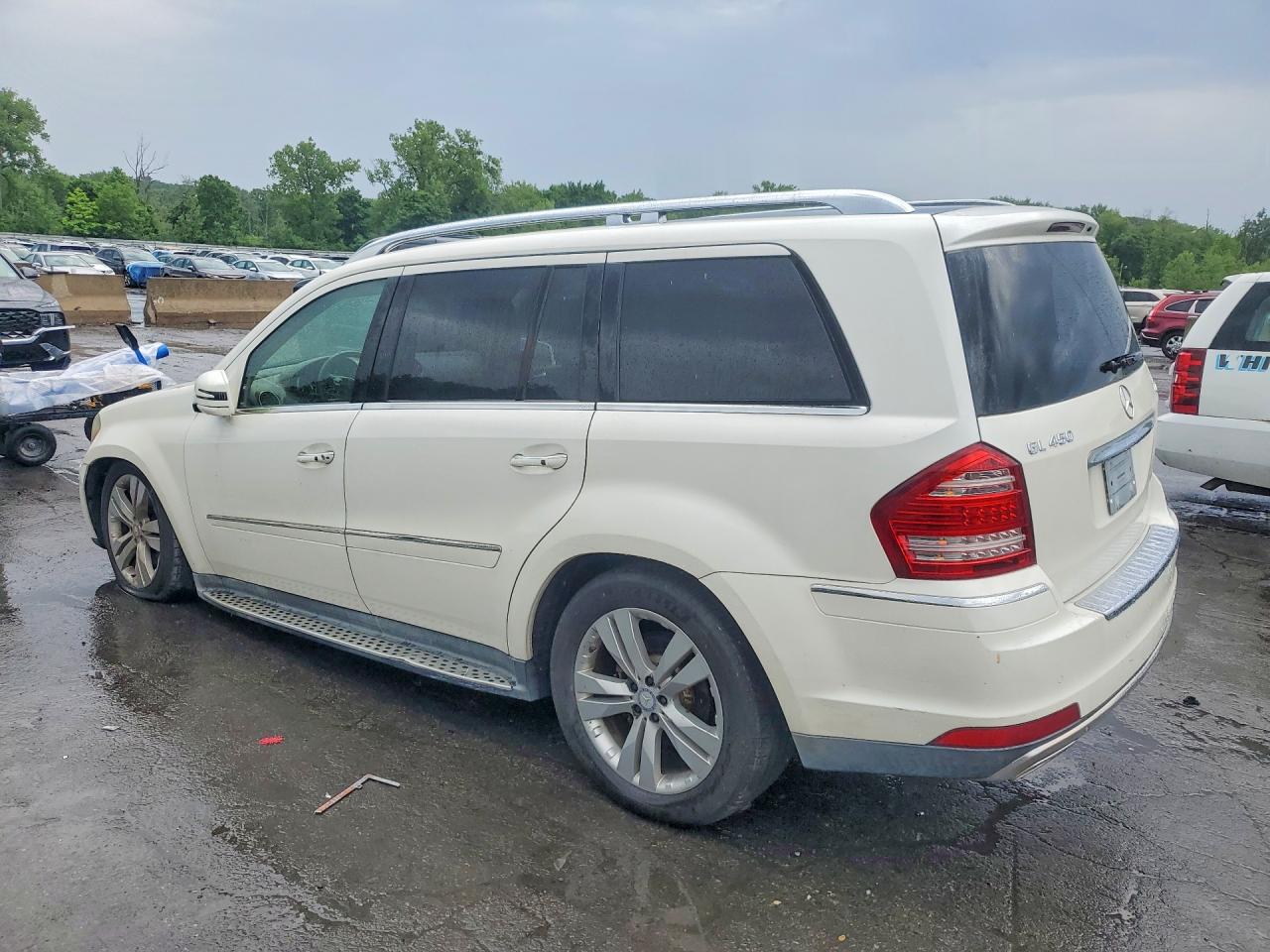 2011 Mercedes-benz Gl 450 4matic White vin: 4JGBF7BEXBA645546