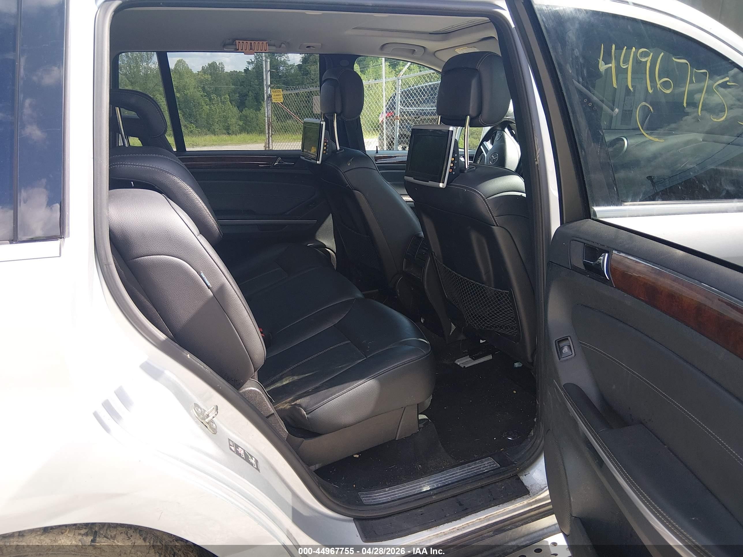 2011 Mercedes-benz Gl 450 4matic Серебряный vin: 4JGBF7BEXBA689210