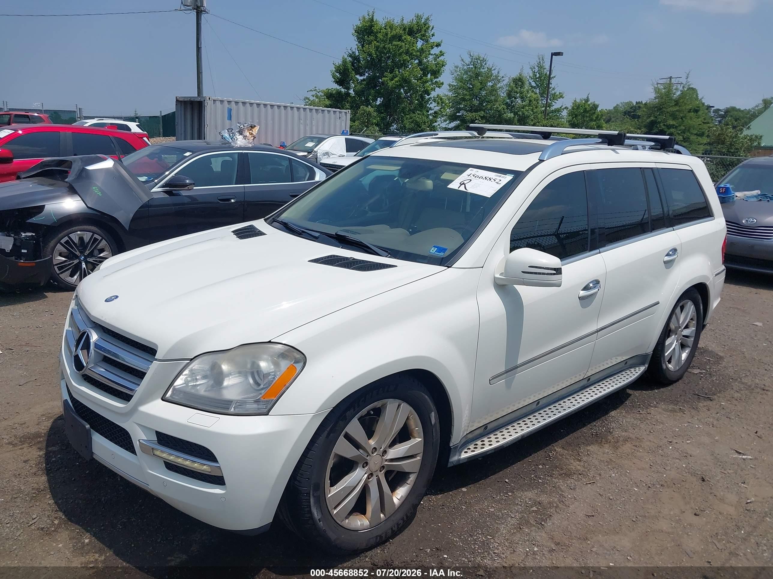 2012 Mercedes-benz Gl 450 4matic White vin: 4JGBF7BEXCA763758