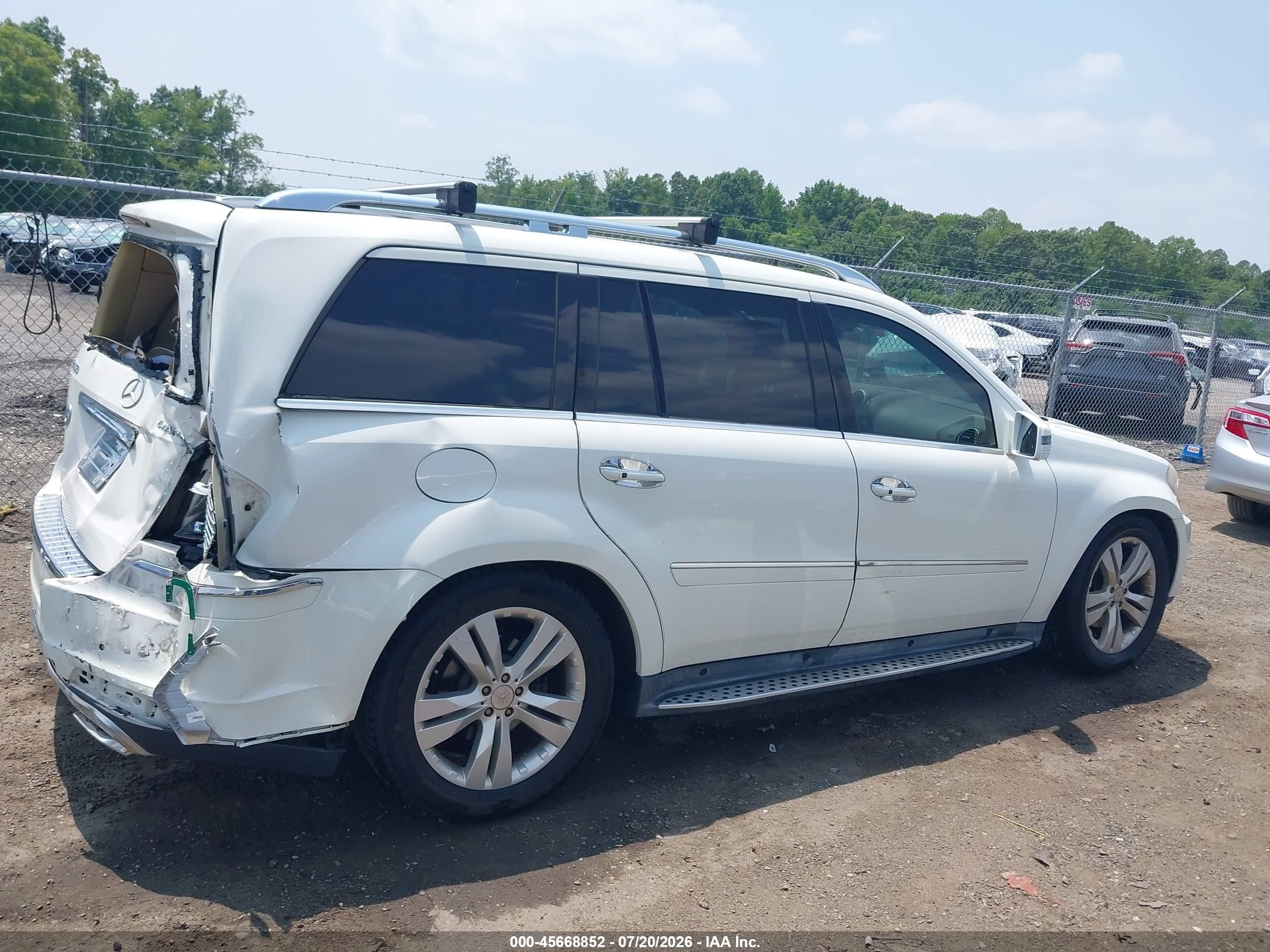 2012 Mercedes-benz Gl 450 4matic White vin: 4JGBF7BEXCA763758