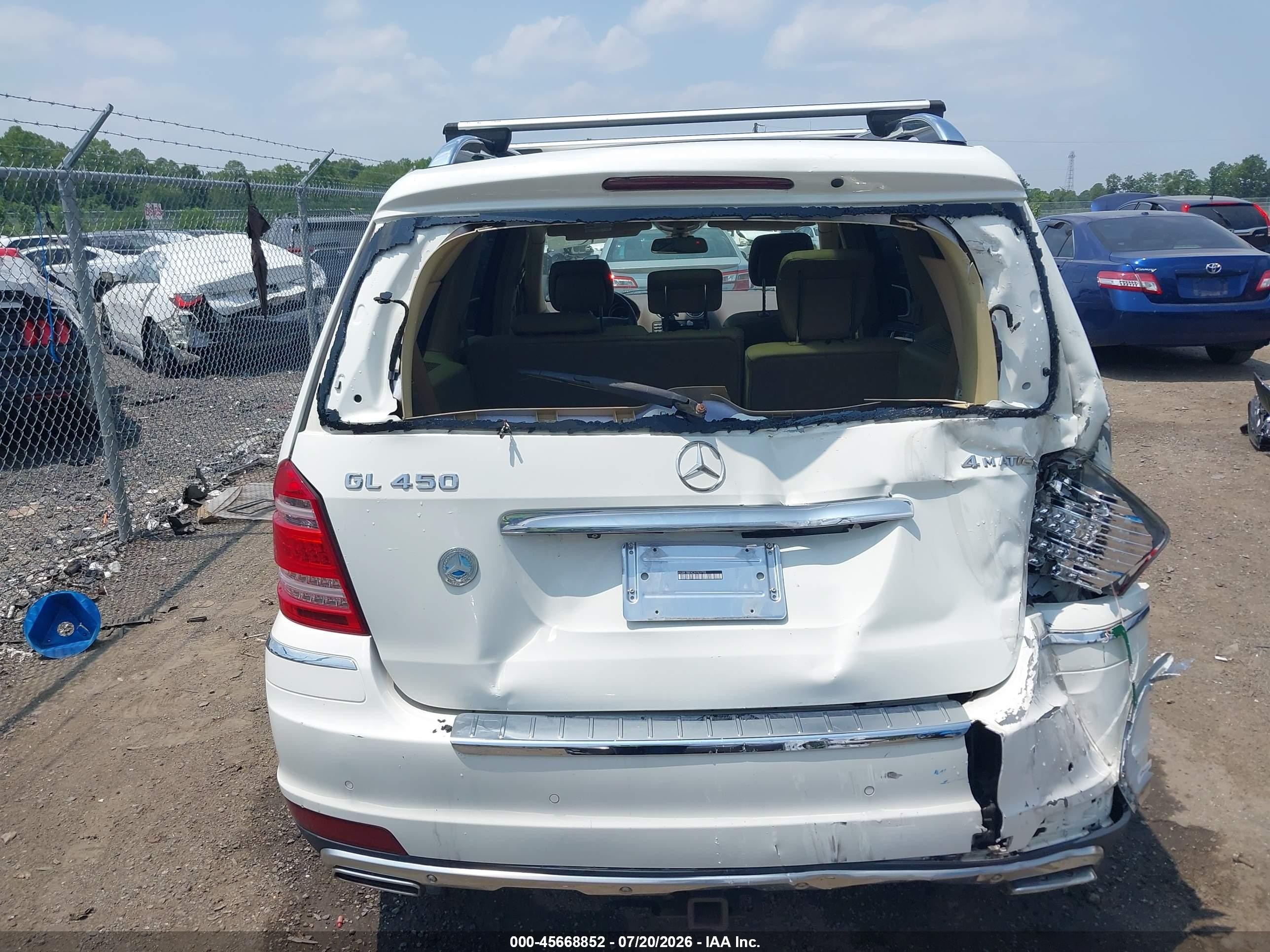 2012 Mercedes-benz Gl 450 4matic White vin: 4JGBF7BEXCA763758