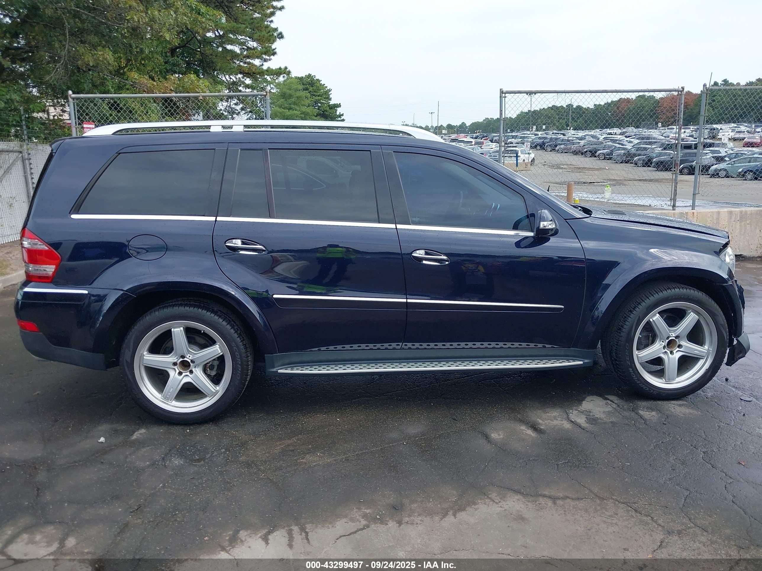 2008 Mercedes-benz Gl 550 4matic Blue vin: 4JGBF86EX8A409486