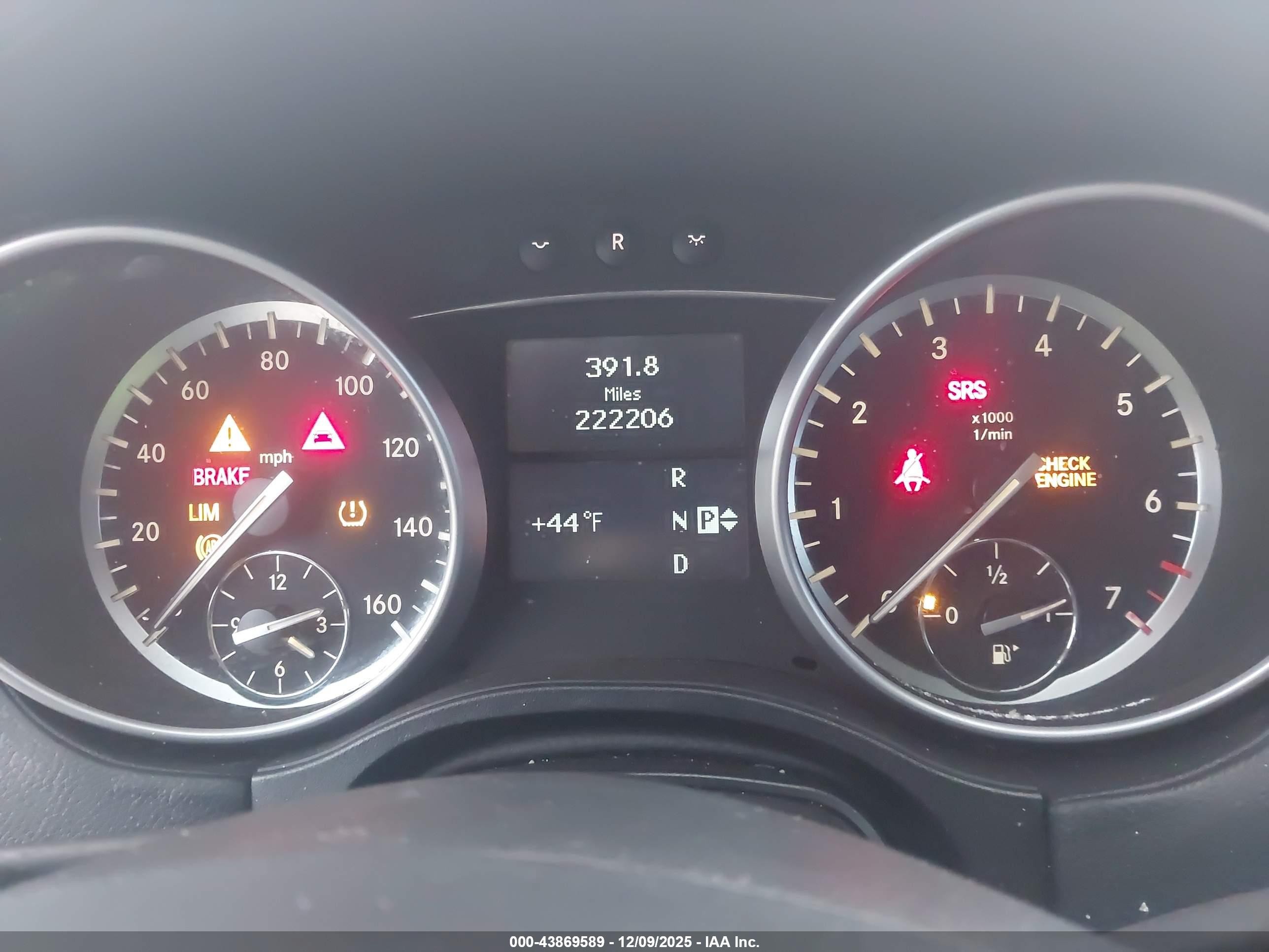 2011 Mercedes-benz Gl 550 4matic Белый vin: 4JGBF8GE0BA742916
