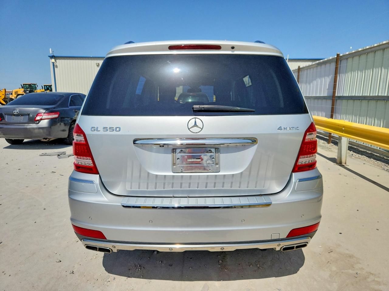 2010 Mercedes-benz Gl 550 4matic Silver vin: 4JGBF8GE2AA623652