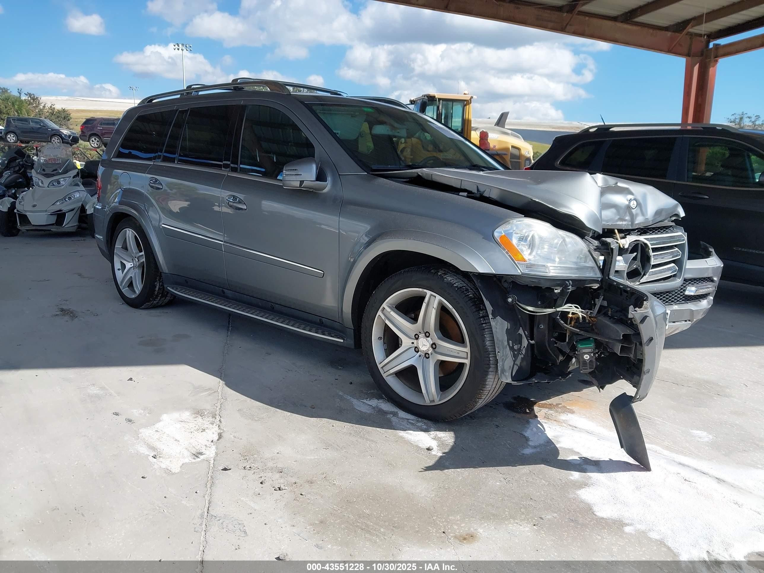 2011 Mercedes-benz Gl 550 4matic Gray vin: 4JGBF8GE2BA718276