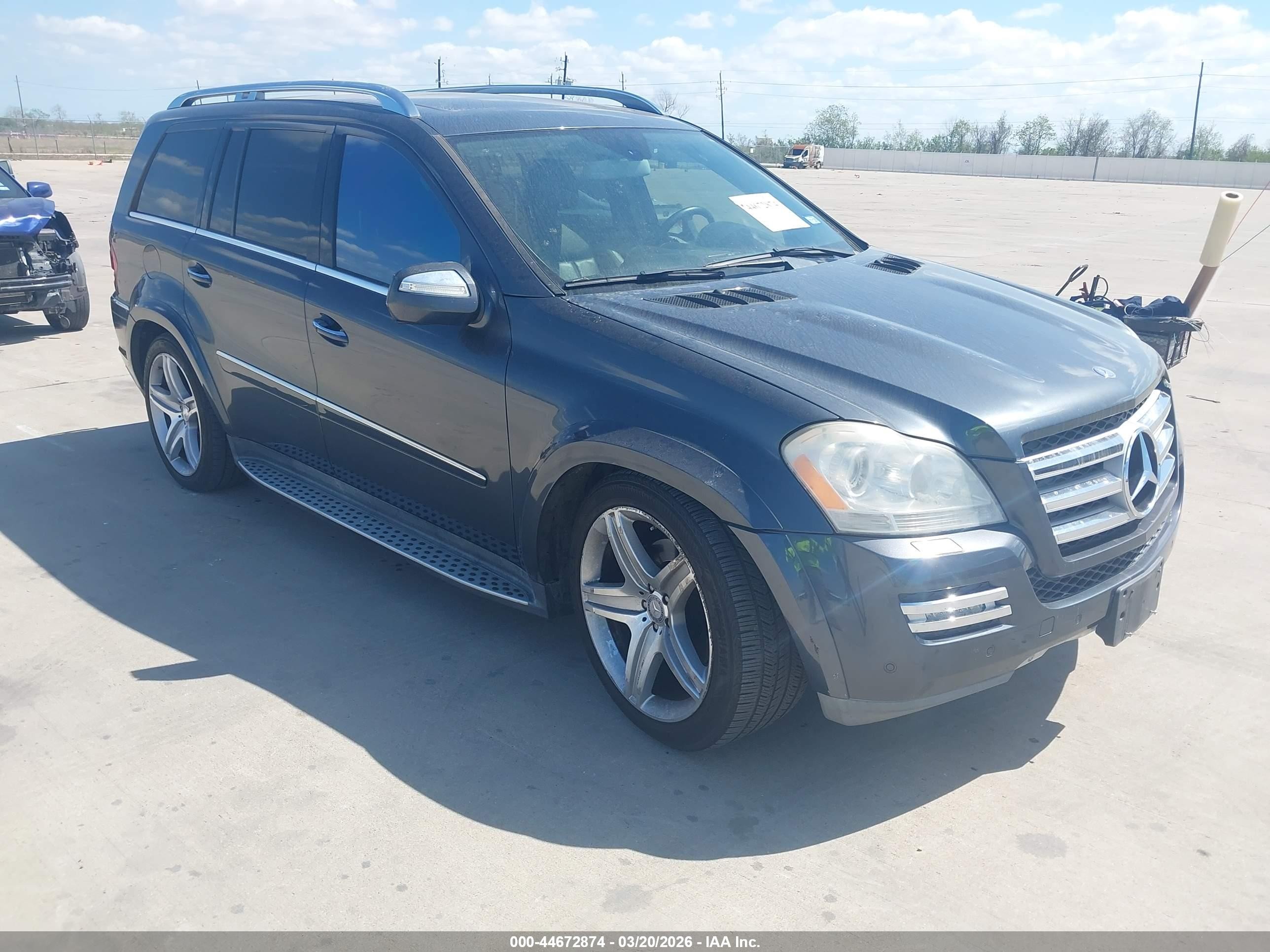 2010 Mercedes-benz Gl 550 4matic Gray vin: 4JGBF8GE3AA588653