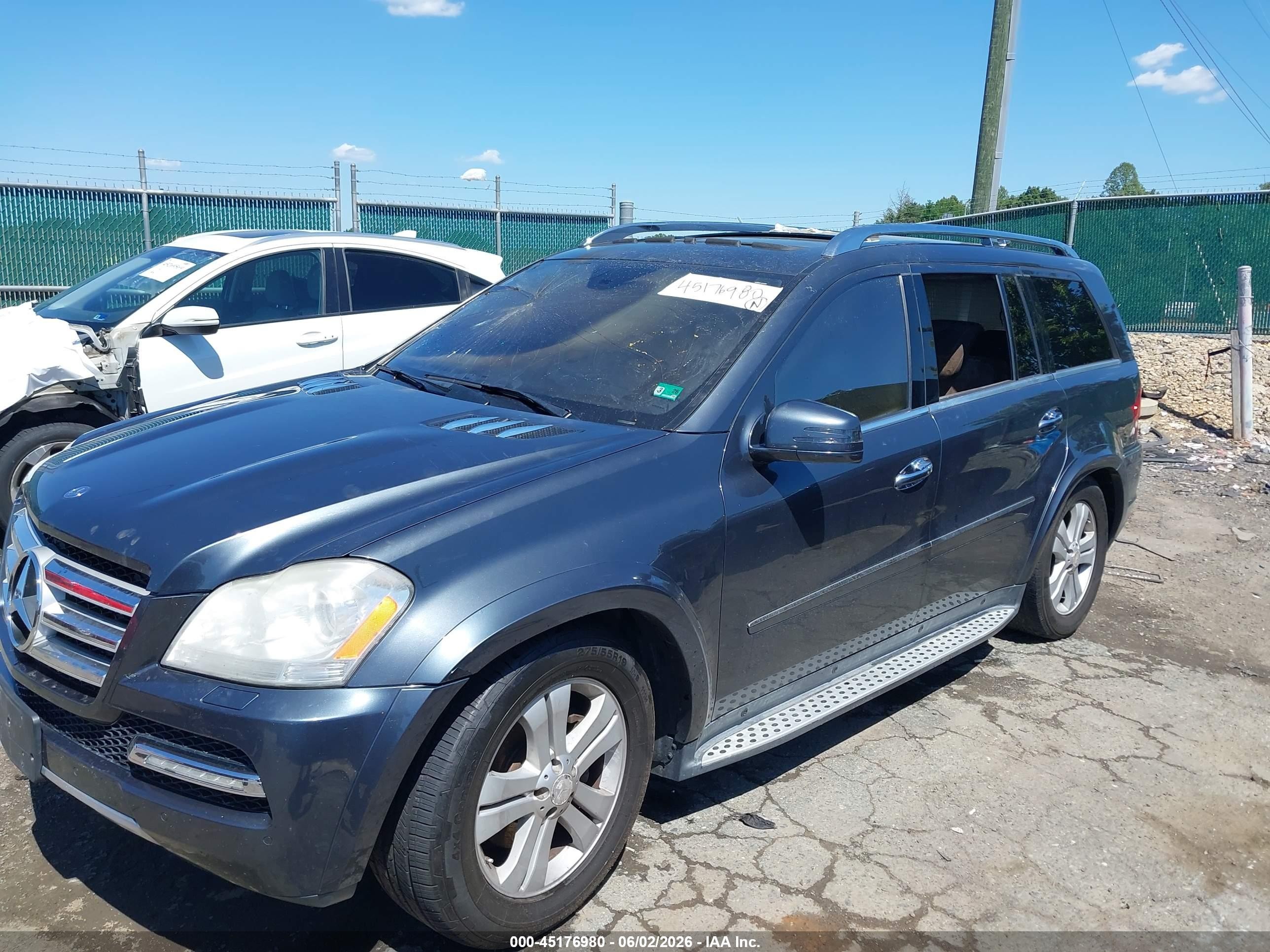 2011 Mercedes-benz Gl 550 4matic Gray vin: 4JGBF8GE3BA655642