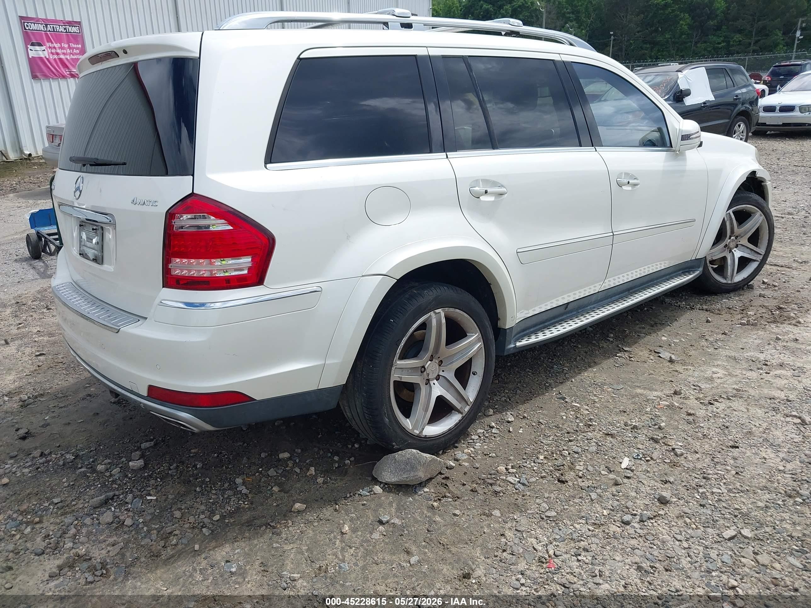 2011 Mercedes-benz Gl 550 4matic White vin: 4JGBF8GE3BA660503