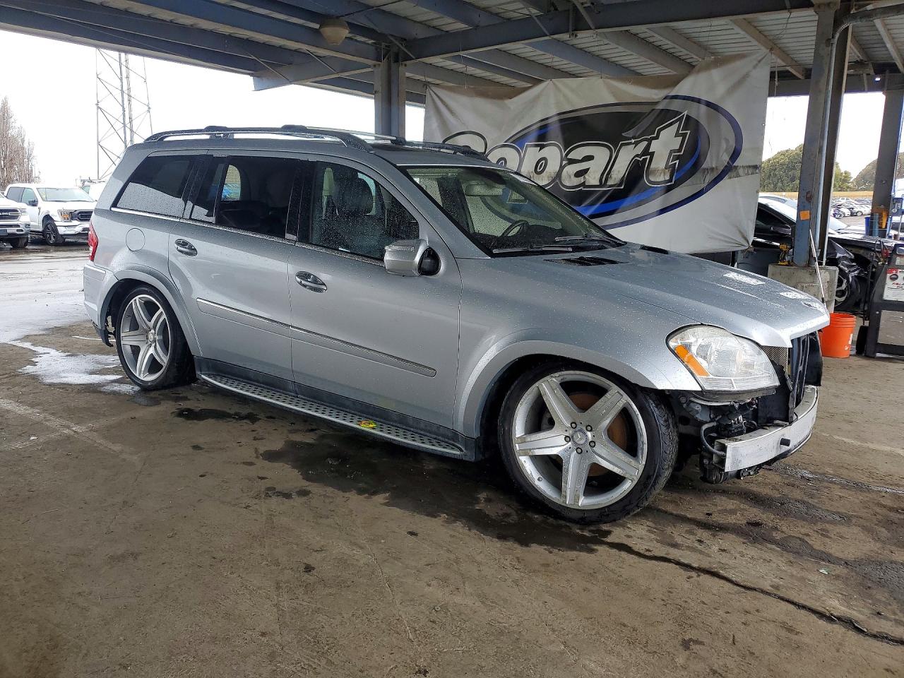 2010 Mercedes-benz Gl 550 4matic Серебряный vin: 4JGBF8GE5AA580408