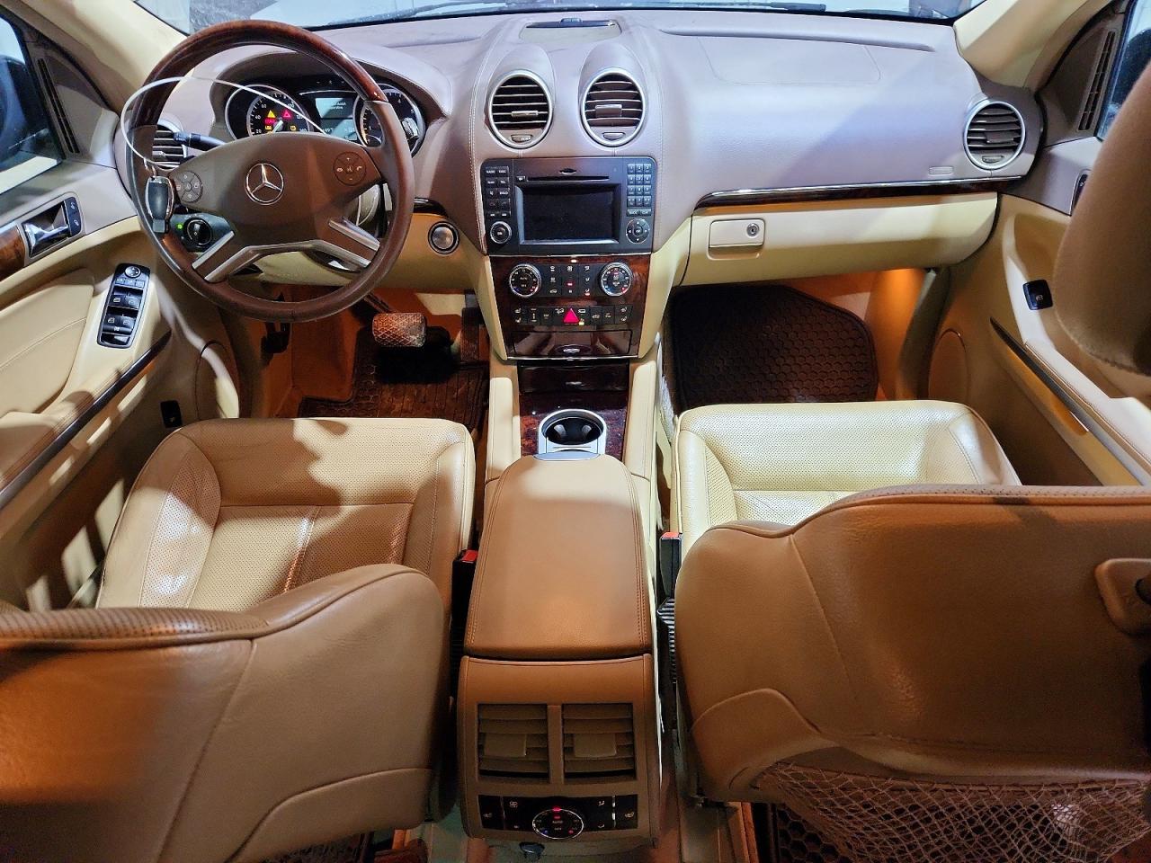 2011 Mercedes-benz Gl 550 4matic Черный vin: 4JGBF8GE5BA741941