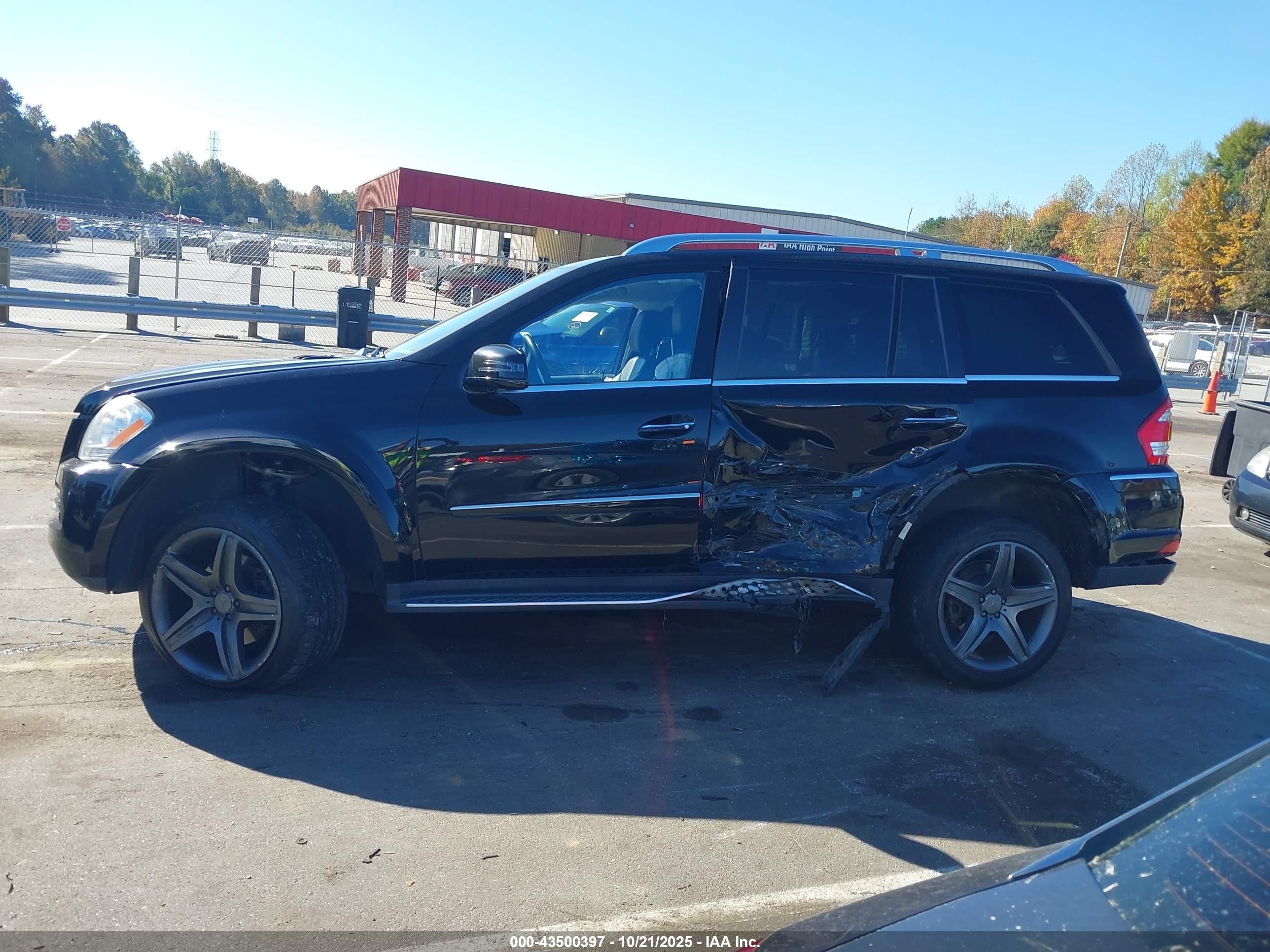 2011 Mercedes-benz Gl 550 4matic Black vin: 4JGBF8GE7BA726034