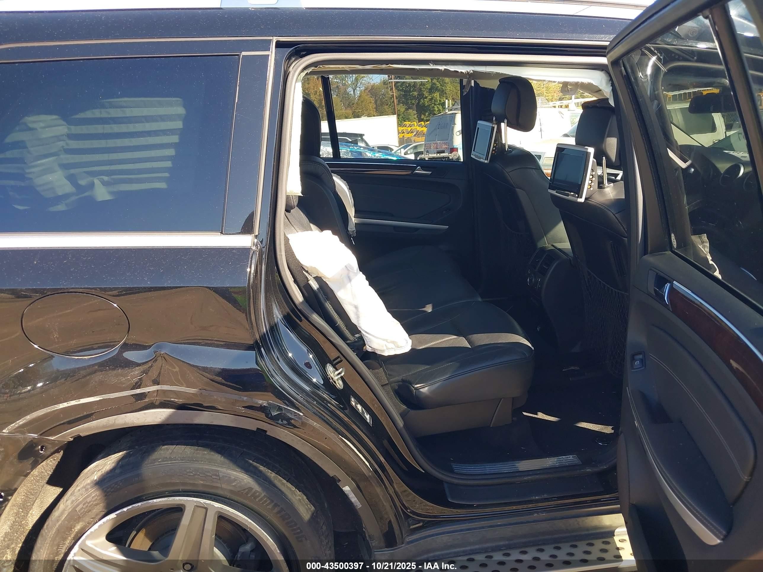 2011 Mercedes-benz Gl 550 4matic Black vin: 4JGBF8GE7BA726034