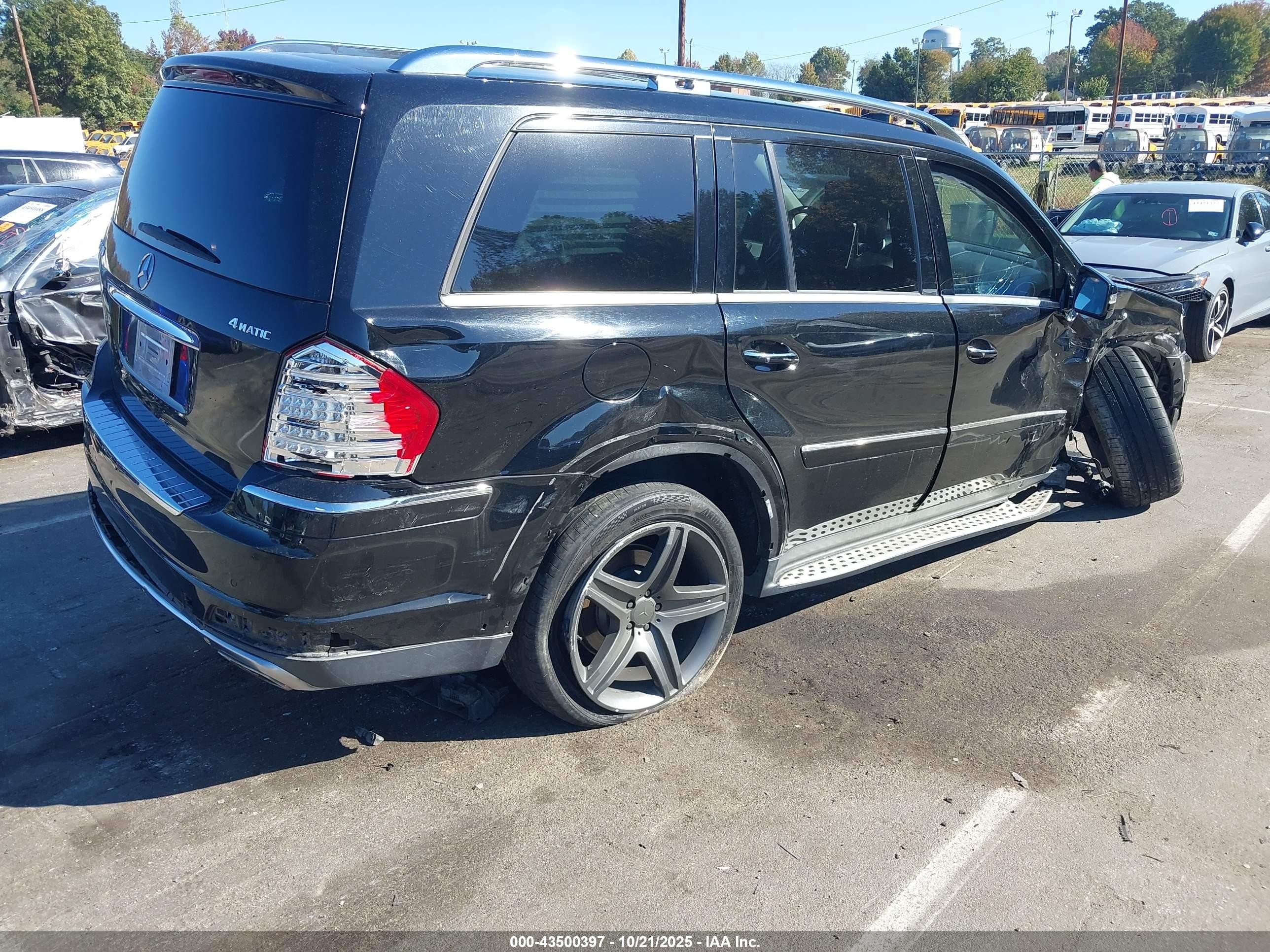 2011 Mercedes-benz Gl 550 4matic Black vin: 4JGBF8GE7BA726034